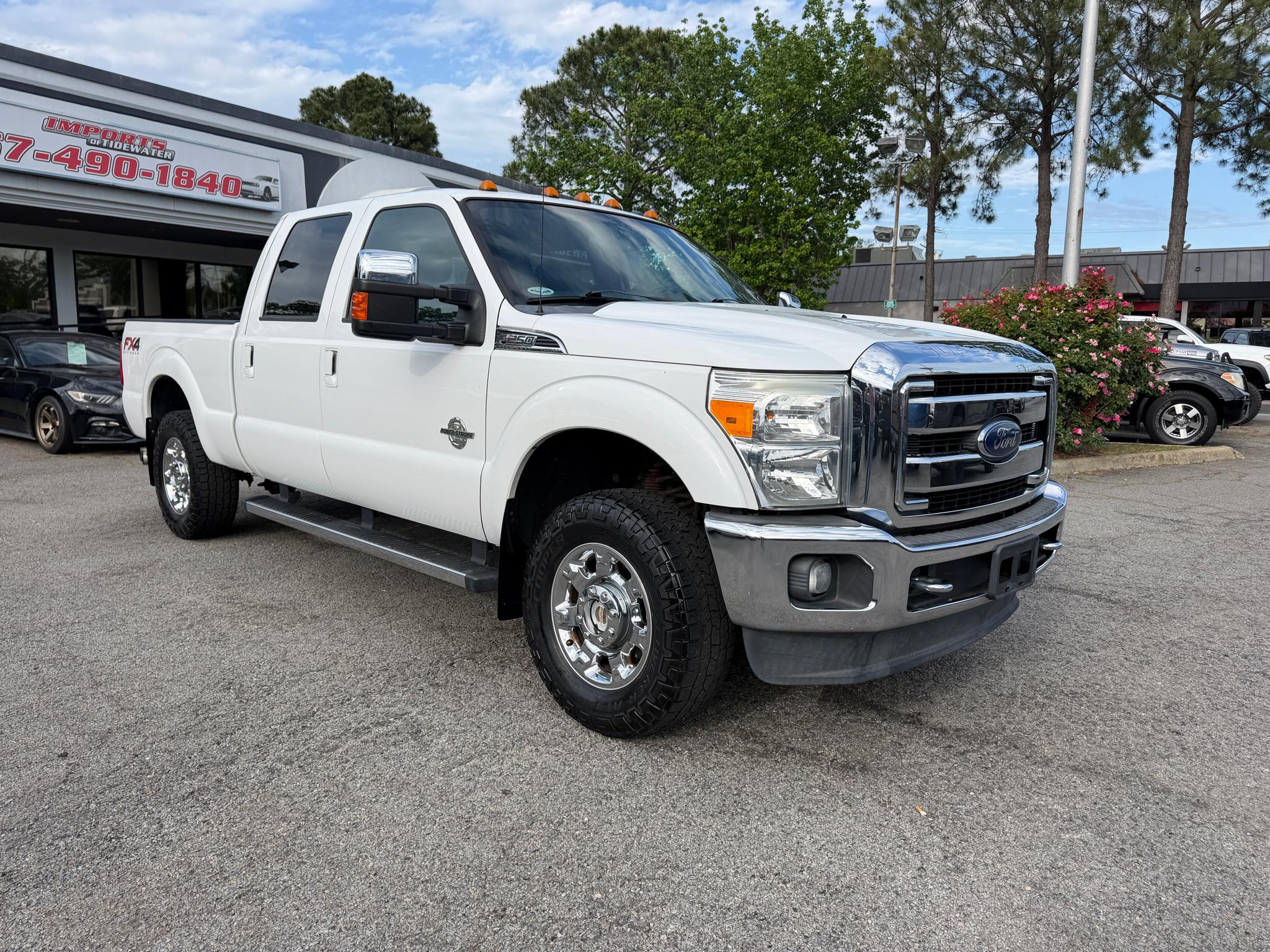 Ford Super Duty F-250 SRW 4WD Crew Cab 156" Lariat 2015