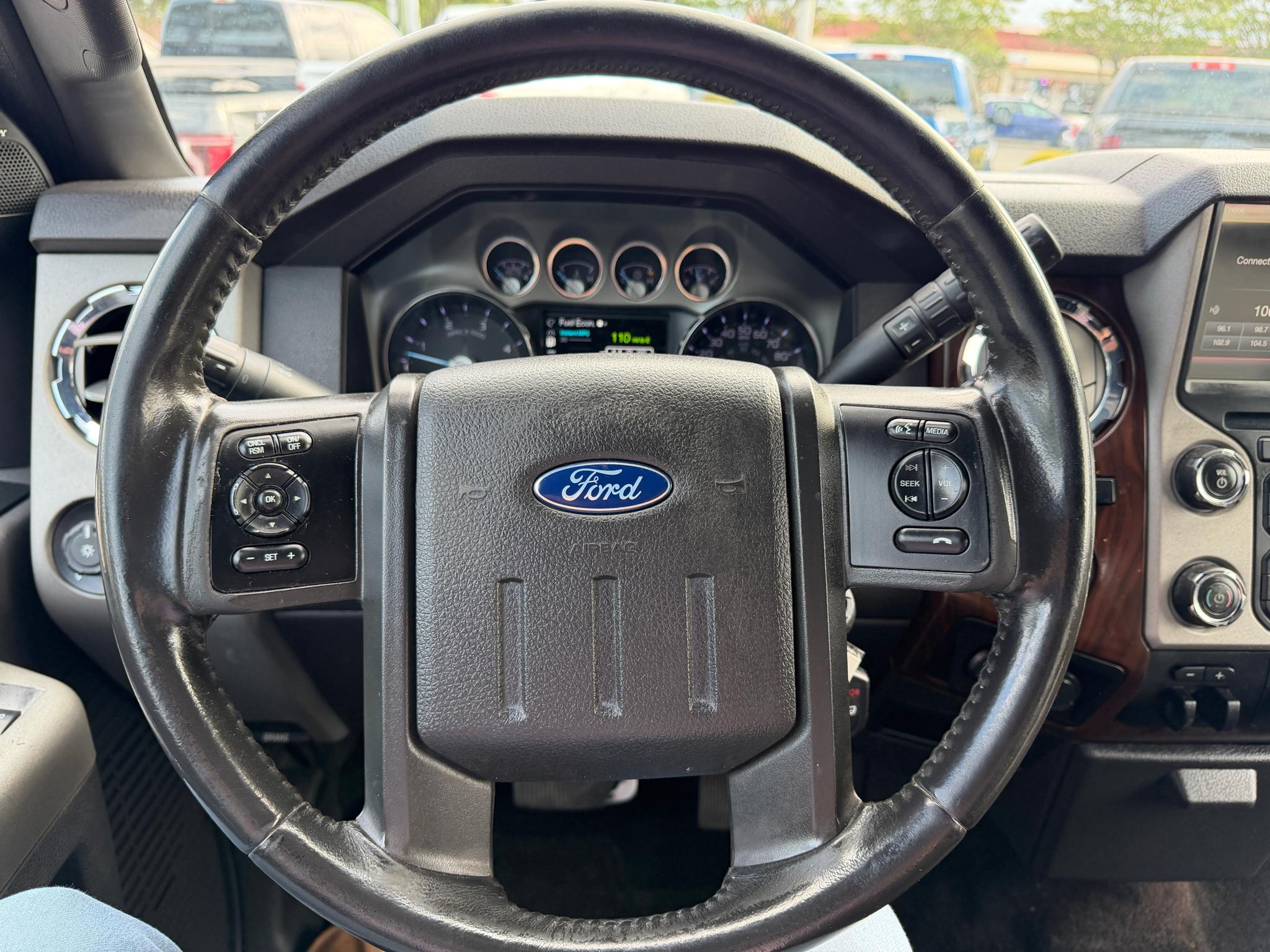 Ford Super Duty F-250 SRW 4WD Crew Cab 156" Lariat 2015