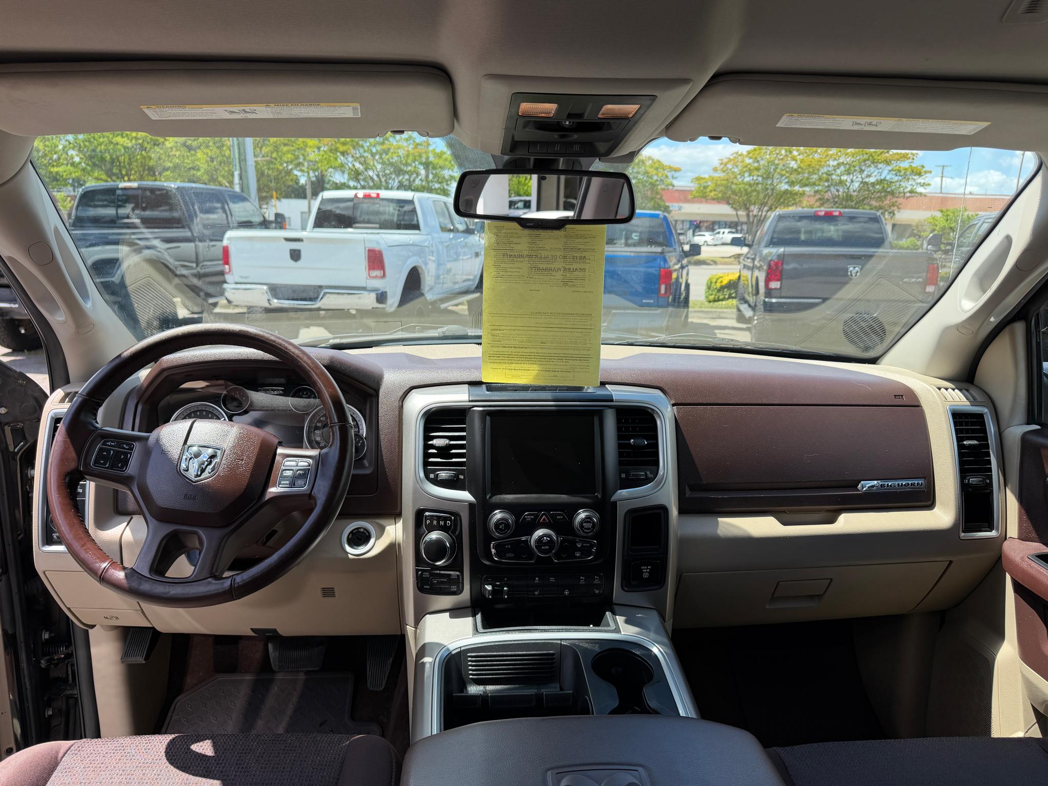 RAM 1500 Big Horn 4x4 Crew Cab 5'7" Box 2017