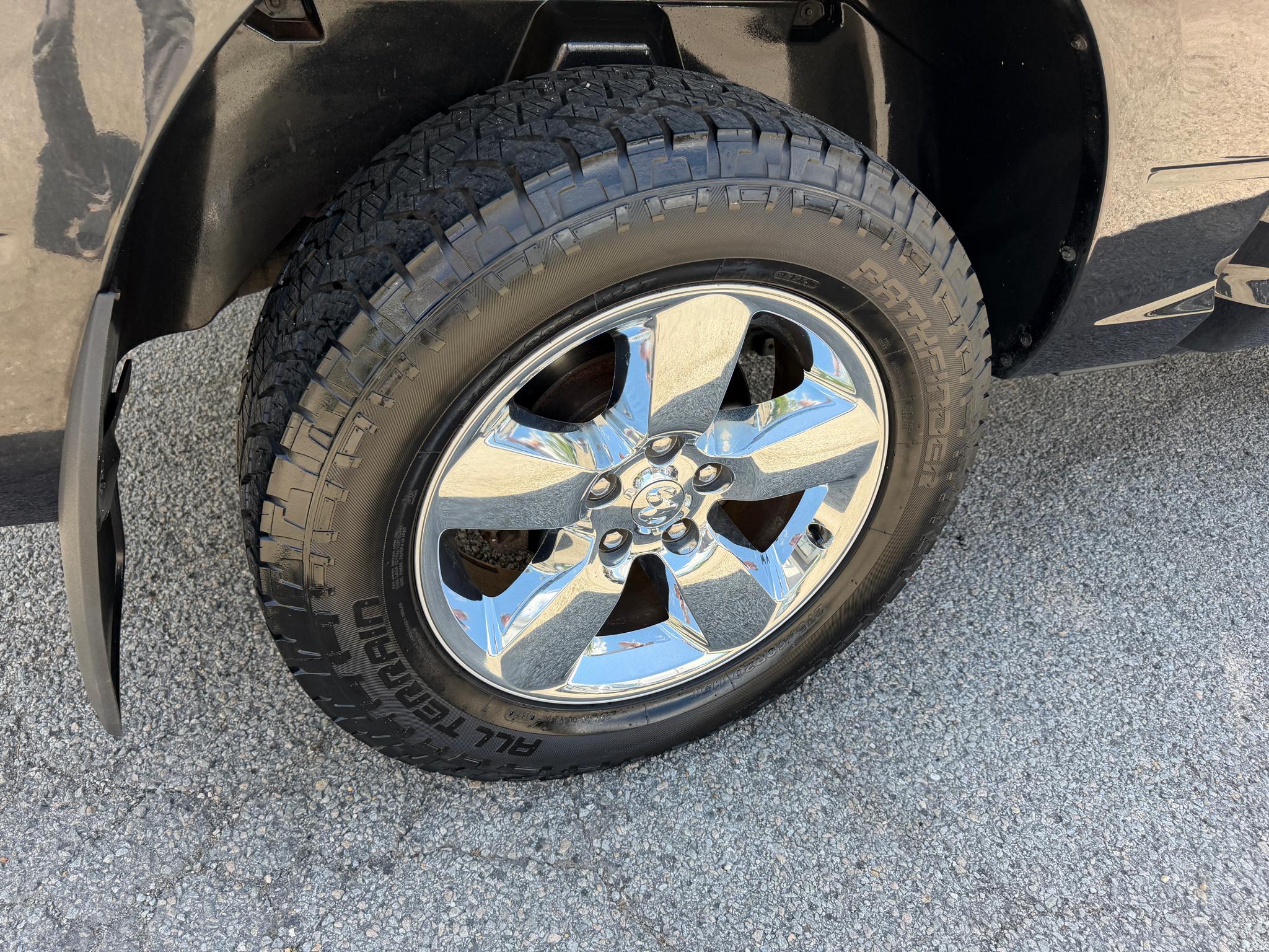 RAM 1500 Big Horn 4x4 Crew Cab 5'7" Box 2017
