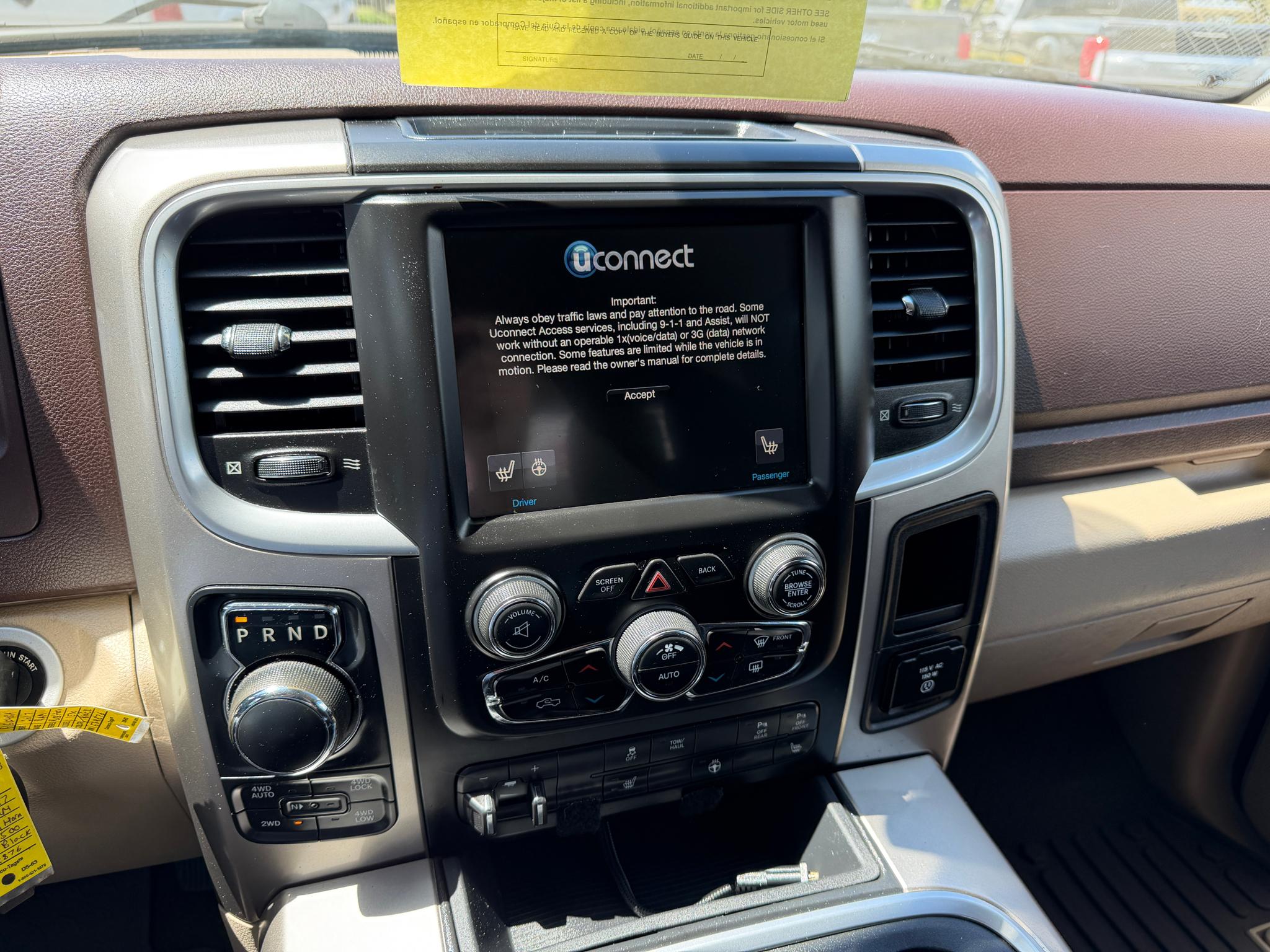 RAM 1500 Big Horn 4x4 Crew Cab 5'7" Box 2017