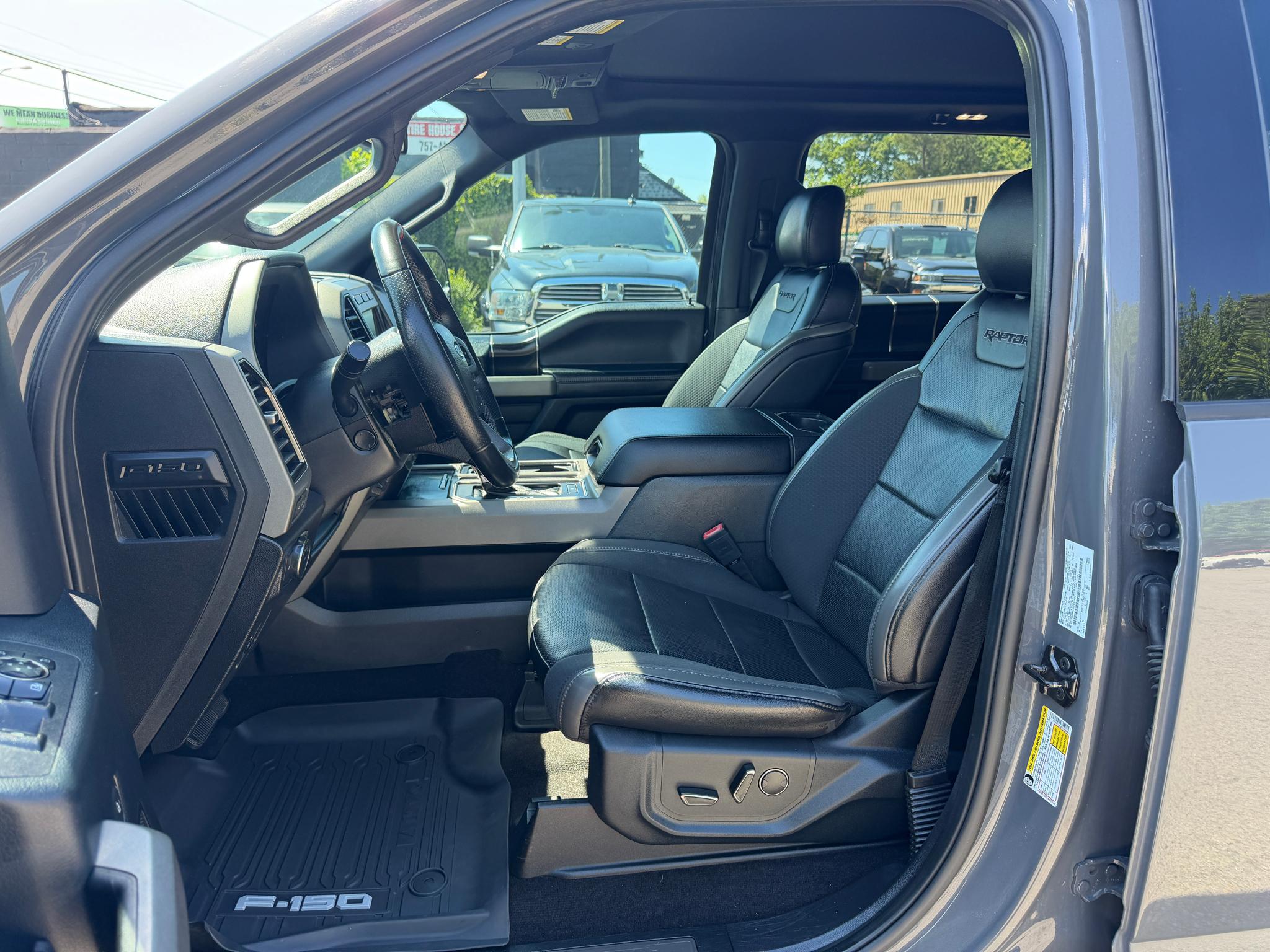 Ford F-150 Raptor 4WD SuperCrew 5.5' Box 2020