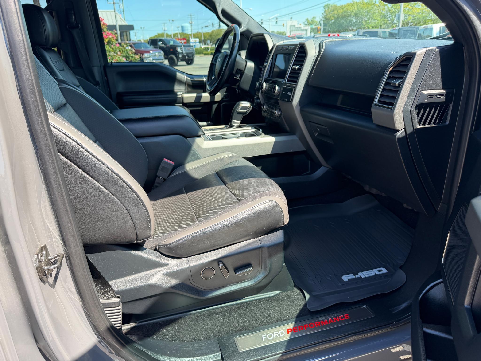 Ford F-150 Raptor 4WD SuperCrew 5.5' Box 2020