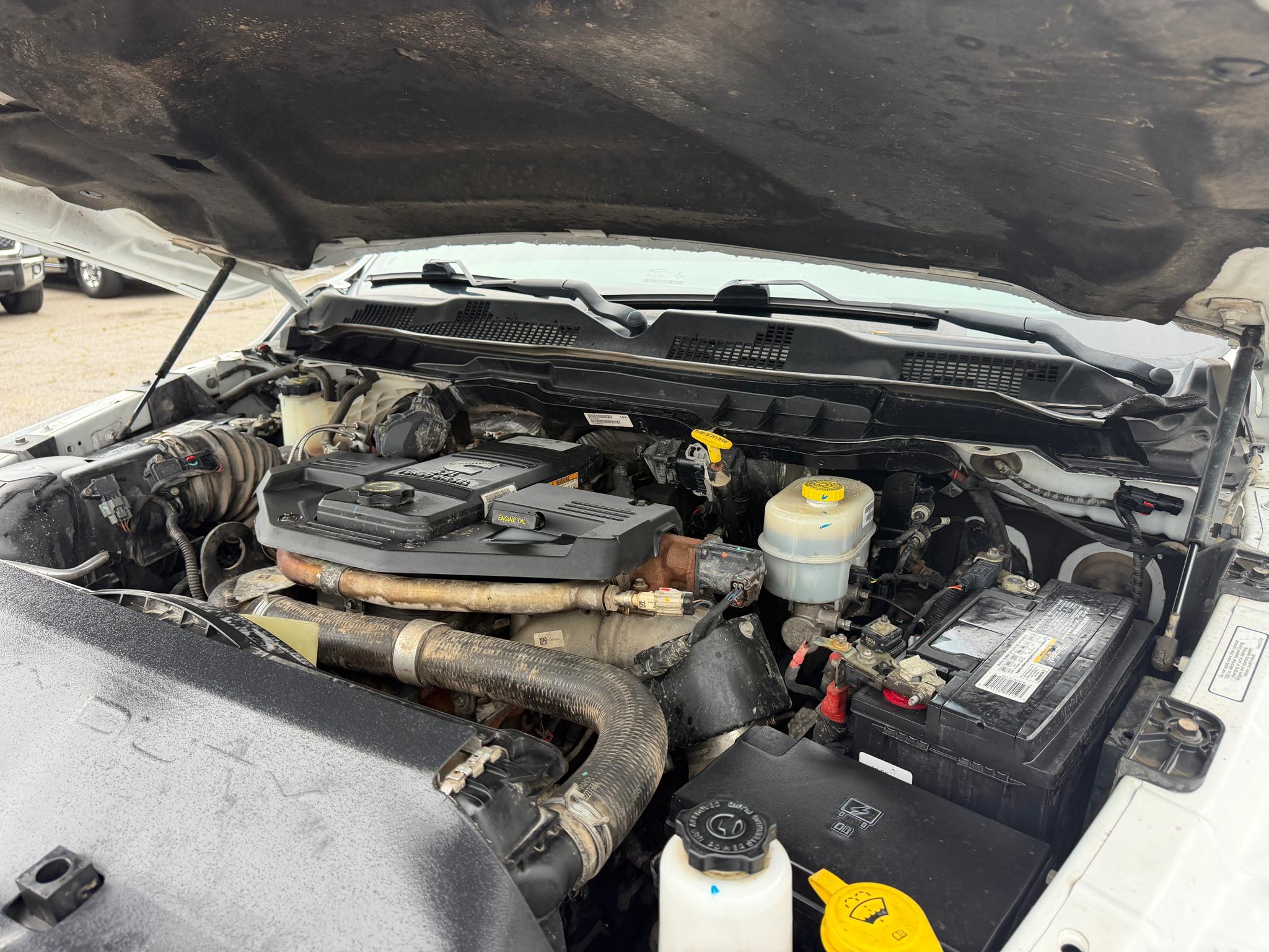 RAM 3500 Tradesman 4x4 Crew Cab 8' Box 2018