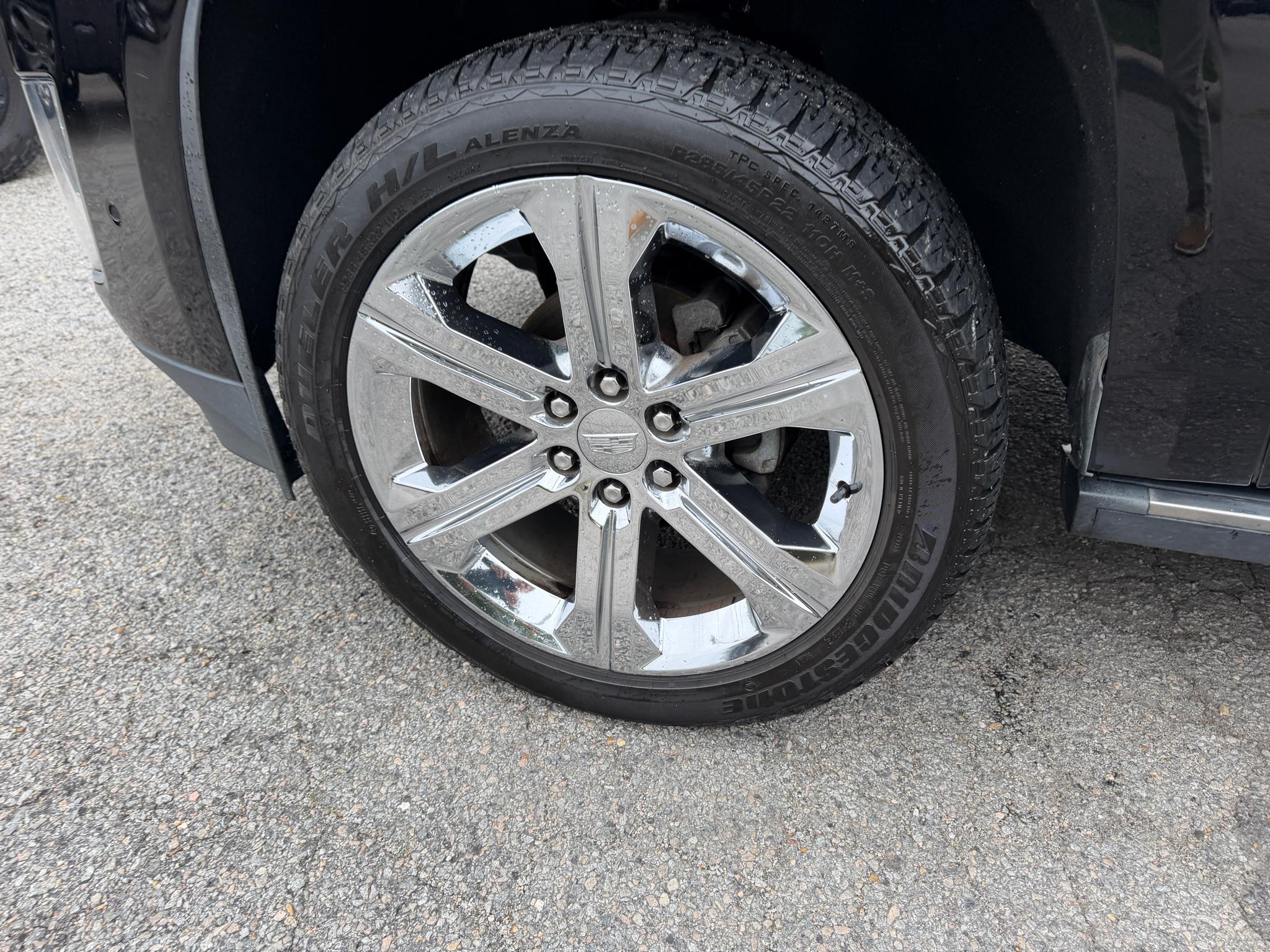 Cadillac Escalade 4WD 4dr Premium Luxury 2017