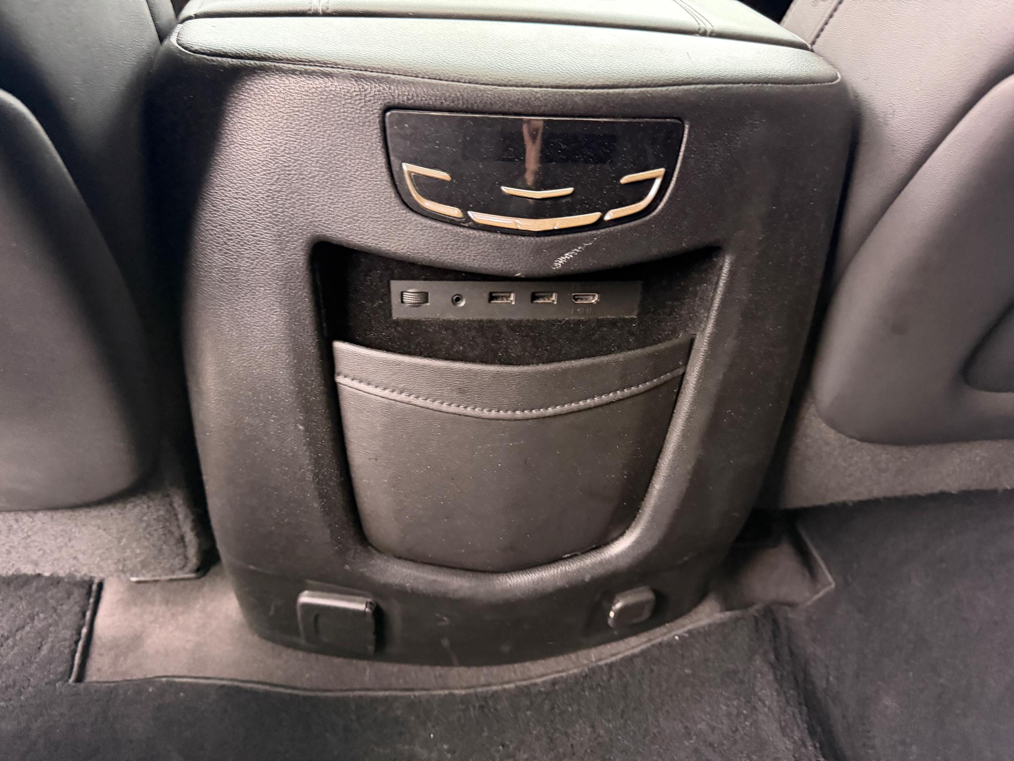 Cadillac Escalade 4WD 4dr Premium Luxury 2017