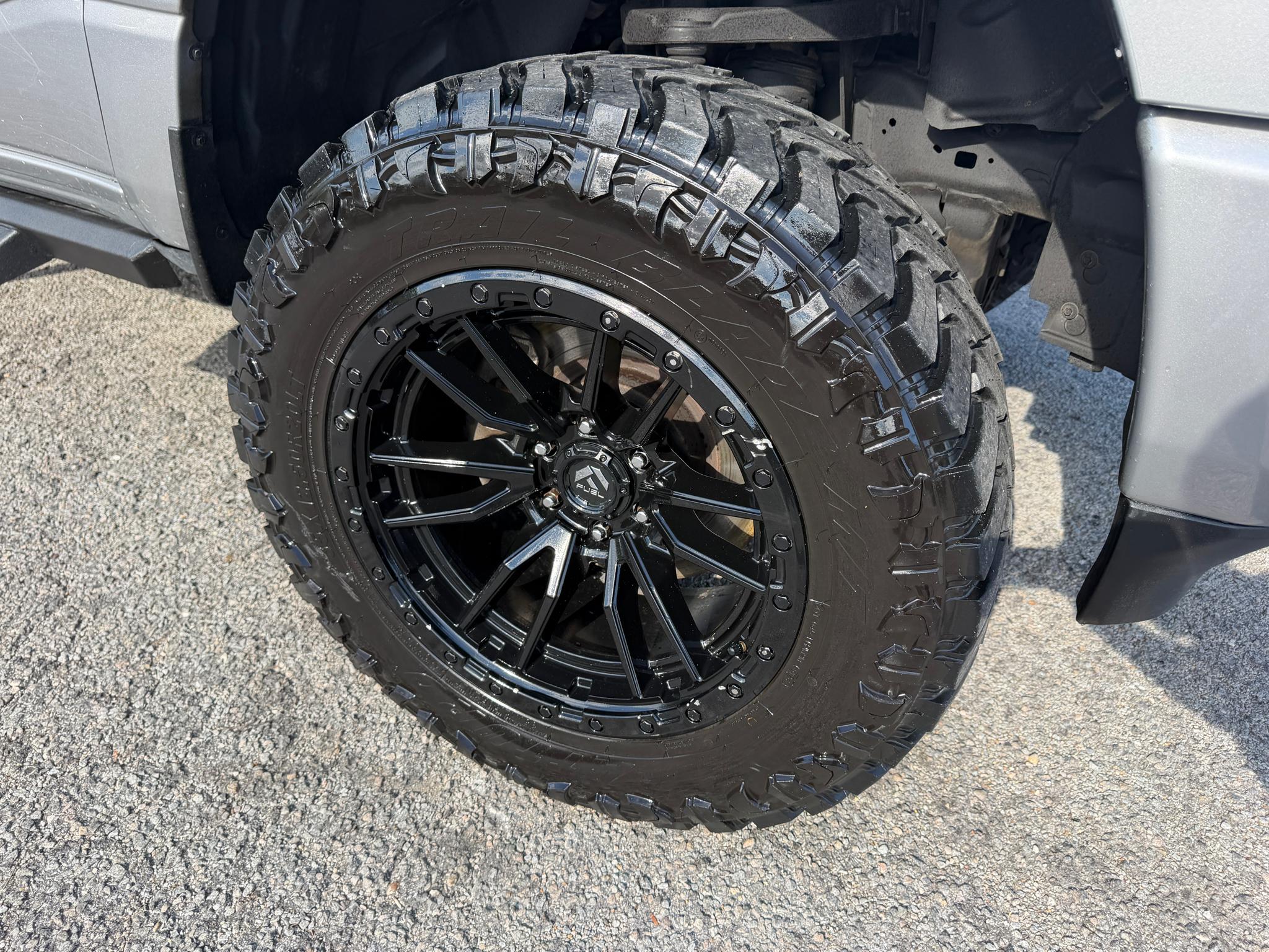 RAM 1500 Big Horn/Lone Star 4x4 Crew Cab 5'7" Box 2019