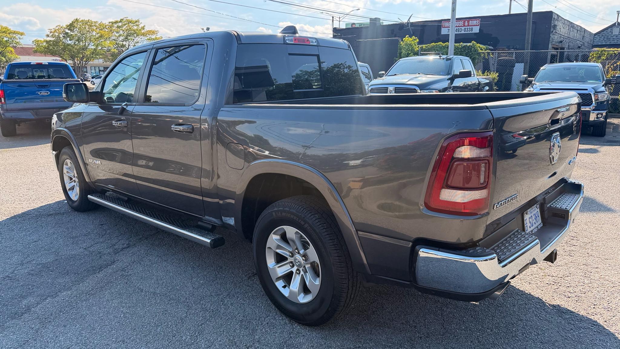 RAM 1500 Laramie 4x4 Crew Cab 5'7" Box 2019
