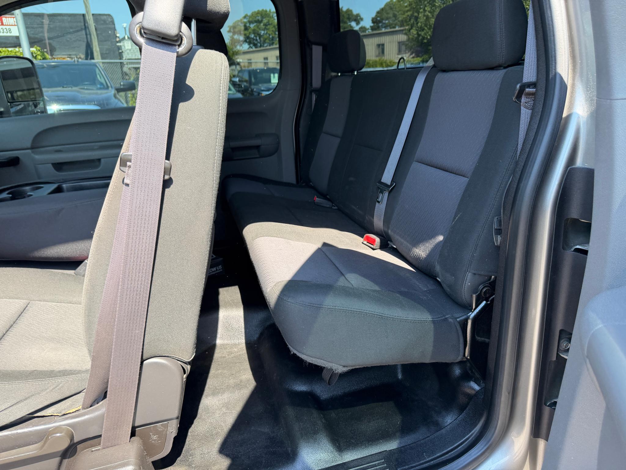 Chevrolet Silverado 2500HD 4WD Ext Cab 158.2" Work Truck 2013