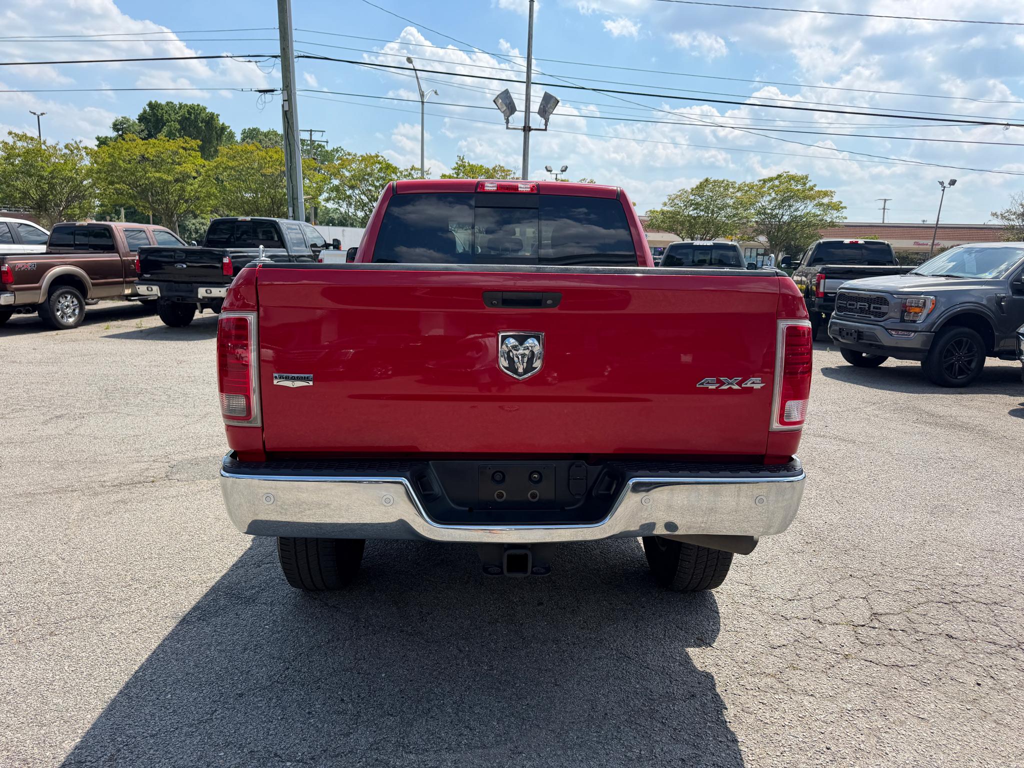 RAM 2500 Laramie 4x4 Crew Cab 6'4" Box 2017