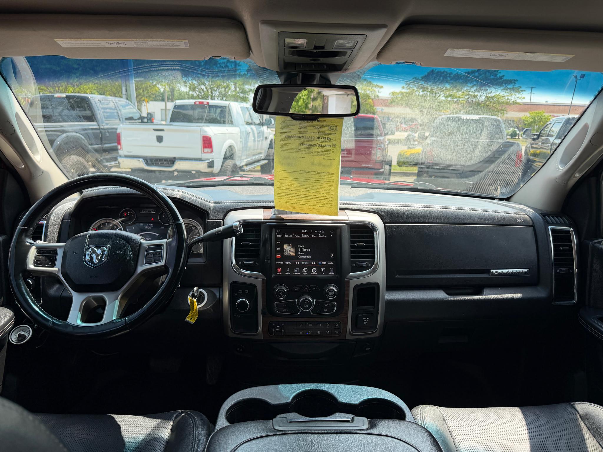 RAM 2500 Laramie 4x4 Crew Cab 6'4" Box 2017