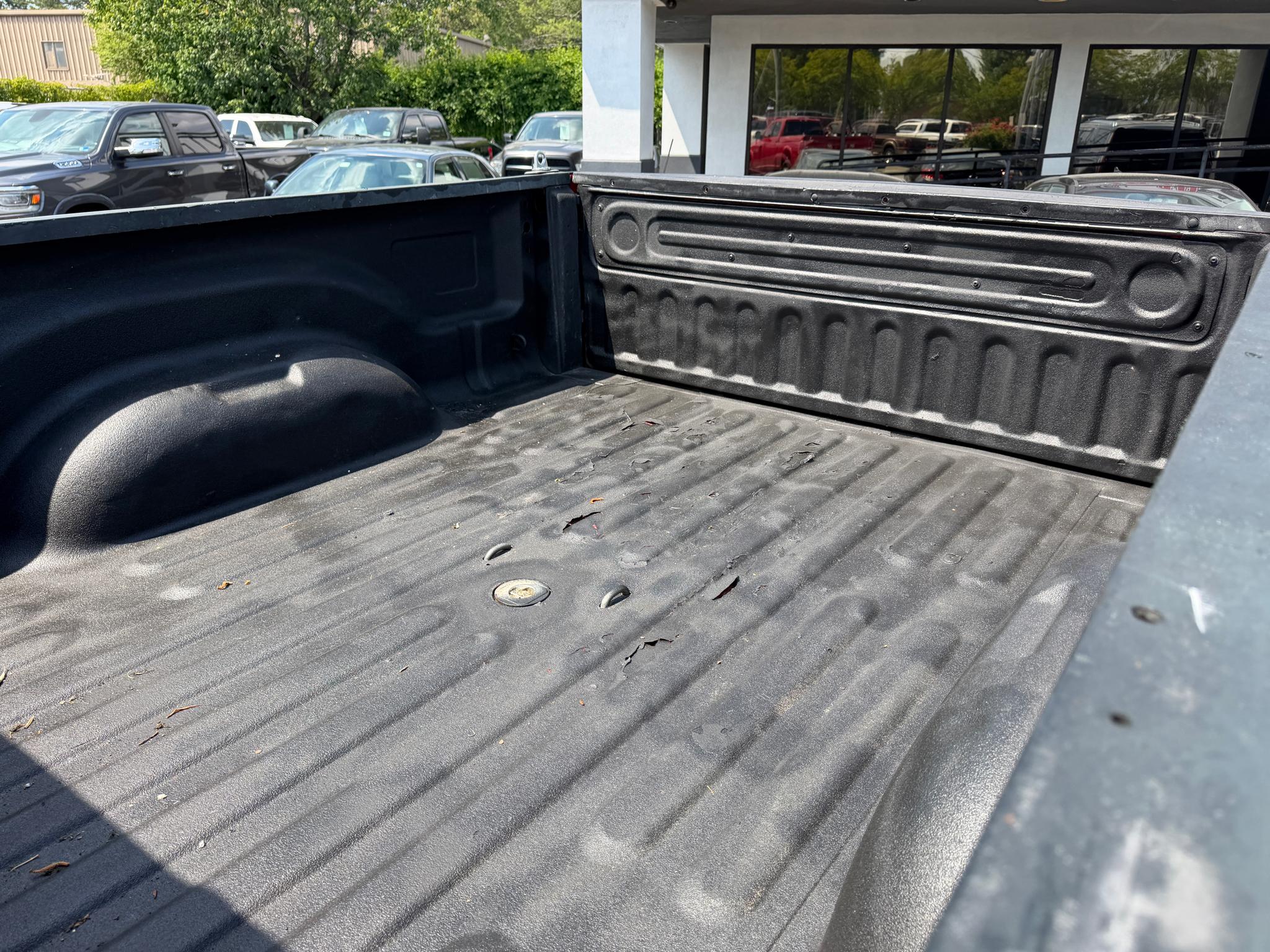 RAM 2500 Laramie 4x4 Crew Cab 6'4" Box 2017