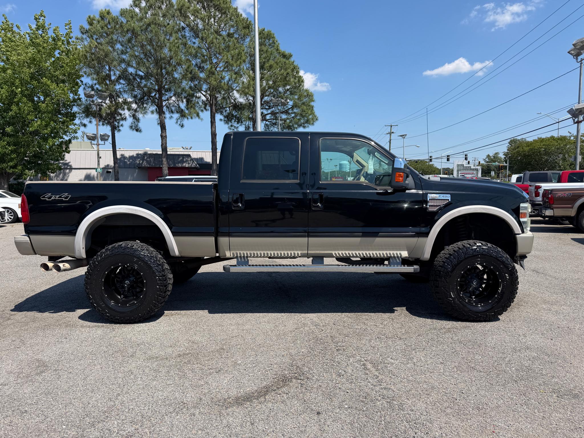 Ford Super Duty F-250 SRW 4WD Crew Cab 156" King Ranch 2010