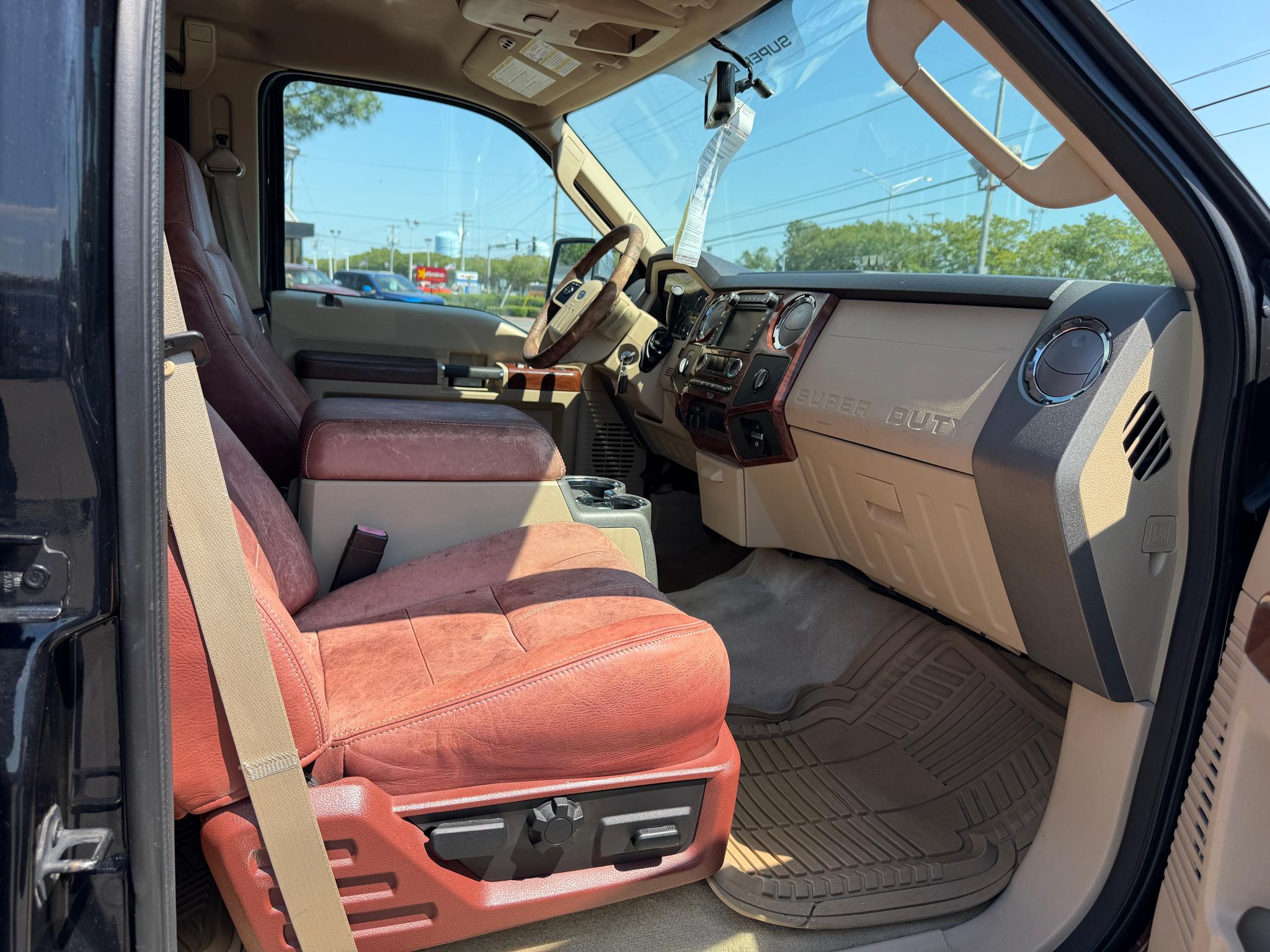Ford Super Duty F-250 SRW 4WD Crew Cab 156" King Ranch 2010