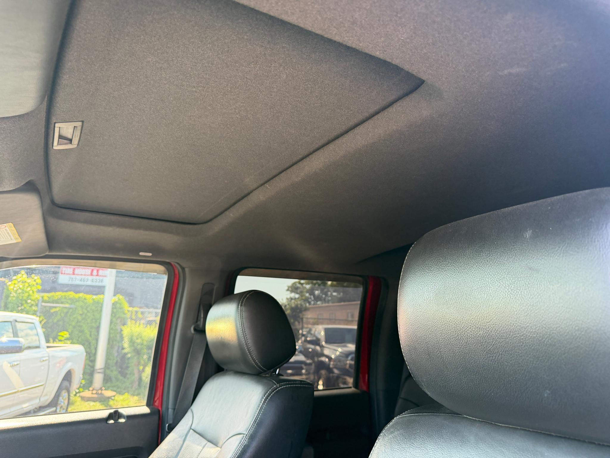 Ford Super Duty F-350 SRW 4WD Crew Cab 156" Lariat 2014