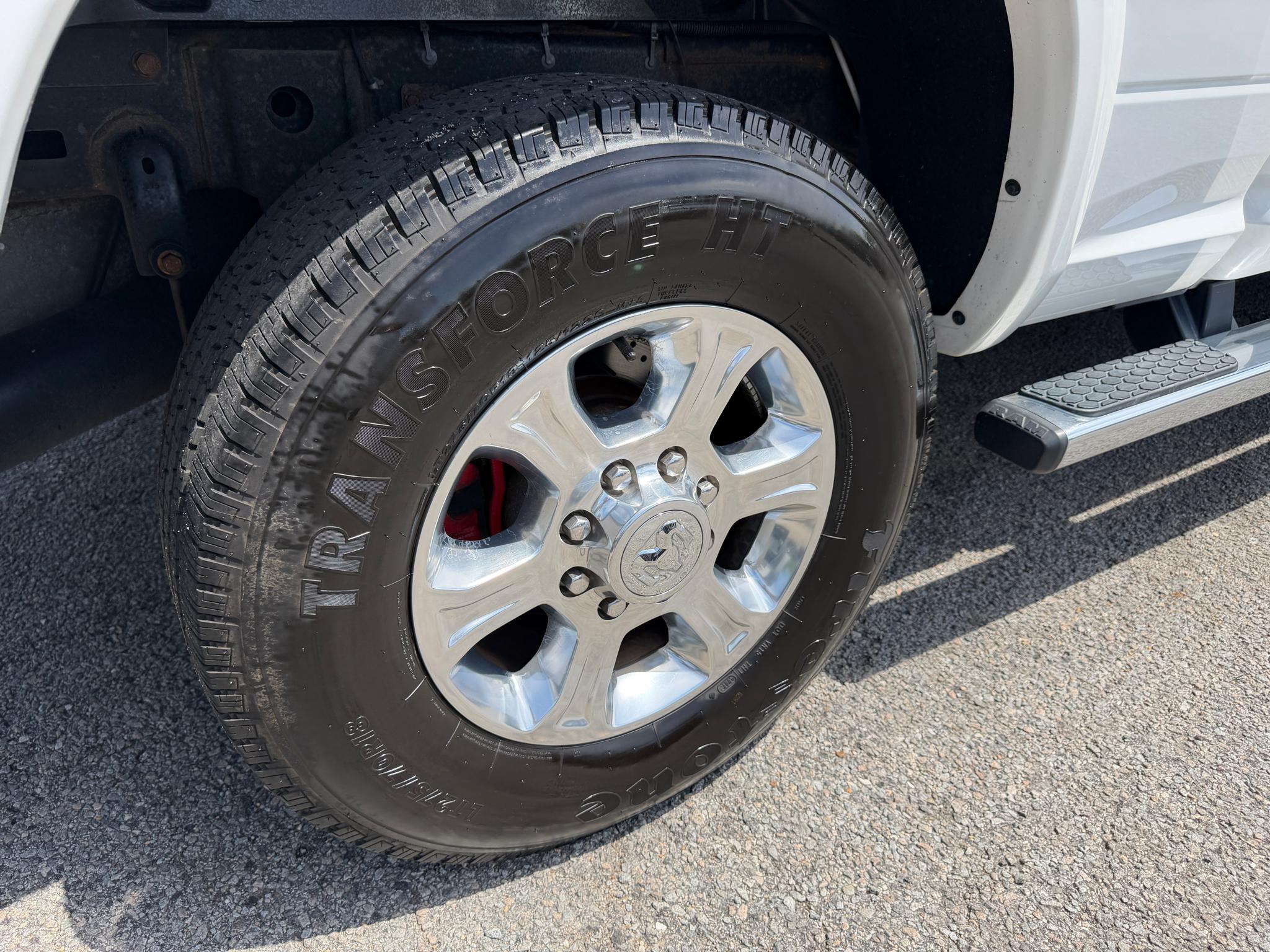 RAM 2500 Laramie 4x4 Crew Cab 6'4" Box 2017