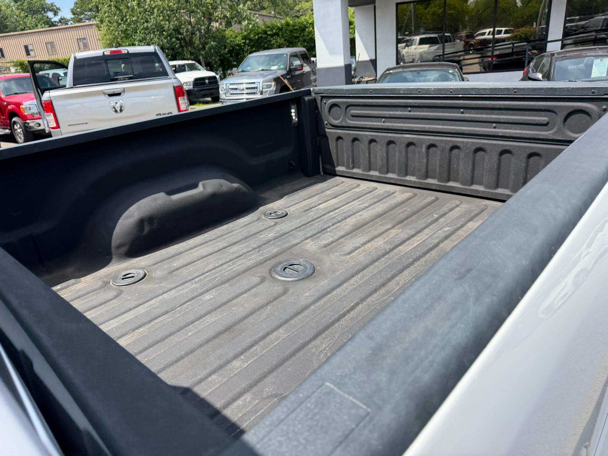 RAM 2500 Laramie 4x4 Crew Cab 6'4" Box 2017