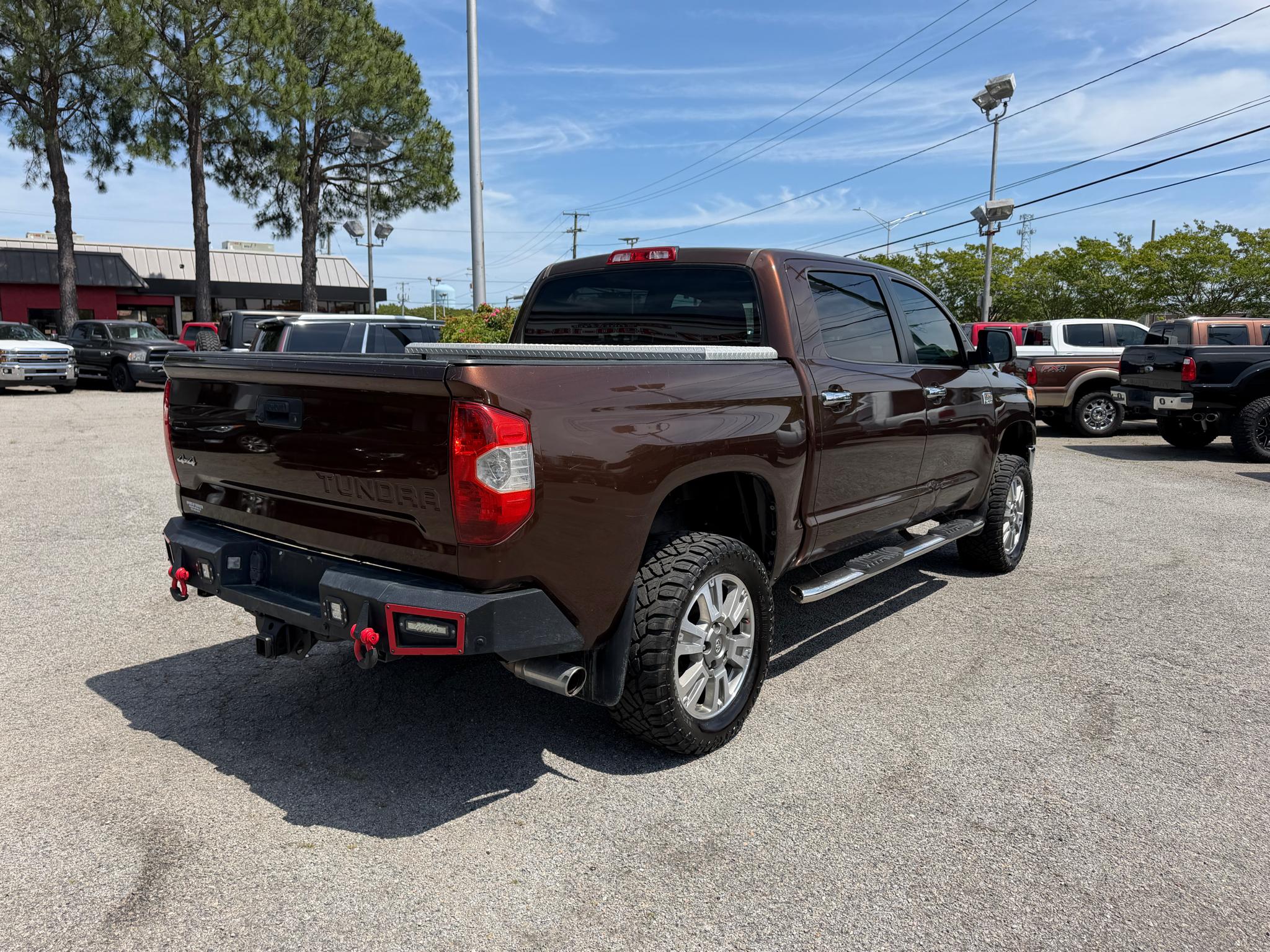 Toyota Tundra 4WD 1794 Edition CrewMax 5.5' Bed 5.7L FFV (Natl) 2017