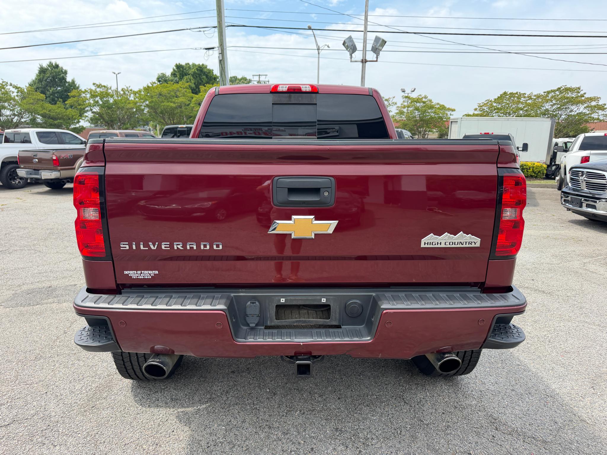 Chevrolet Silverado 1500 4WD Crew Cab 143.5" High Country 2015