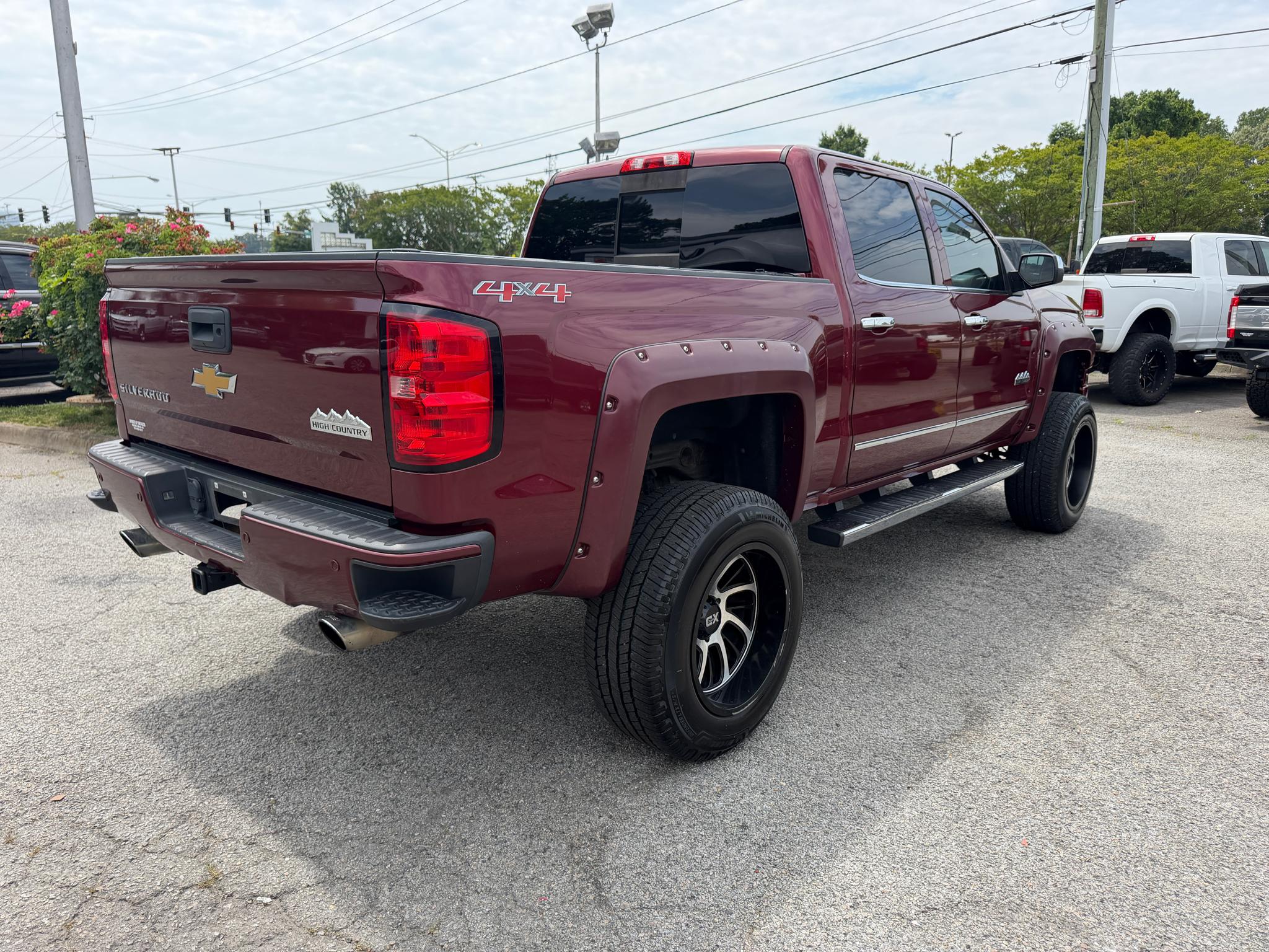 Chevrolet Silverado 1500 4WD Crew Cab 143.5" High Country 2015