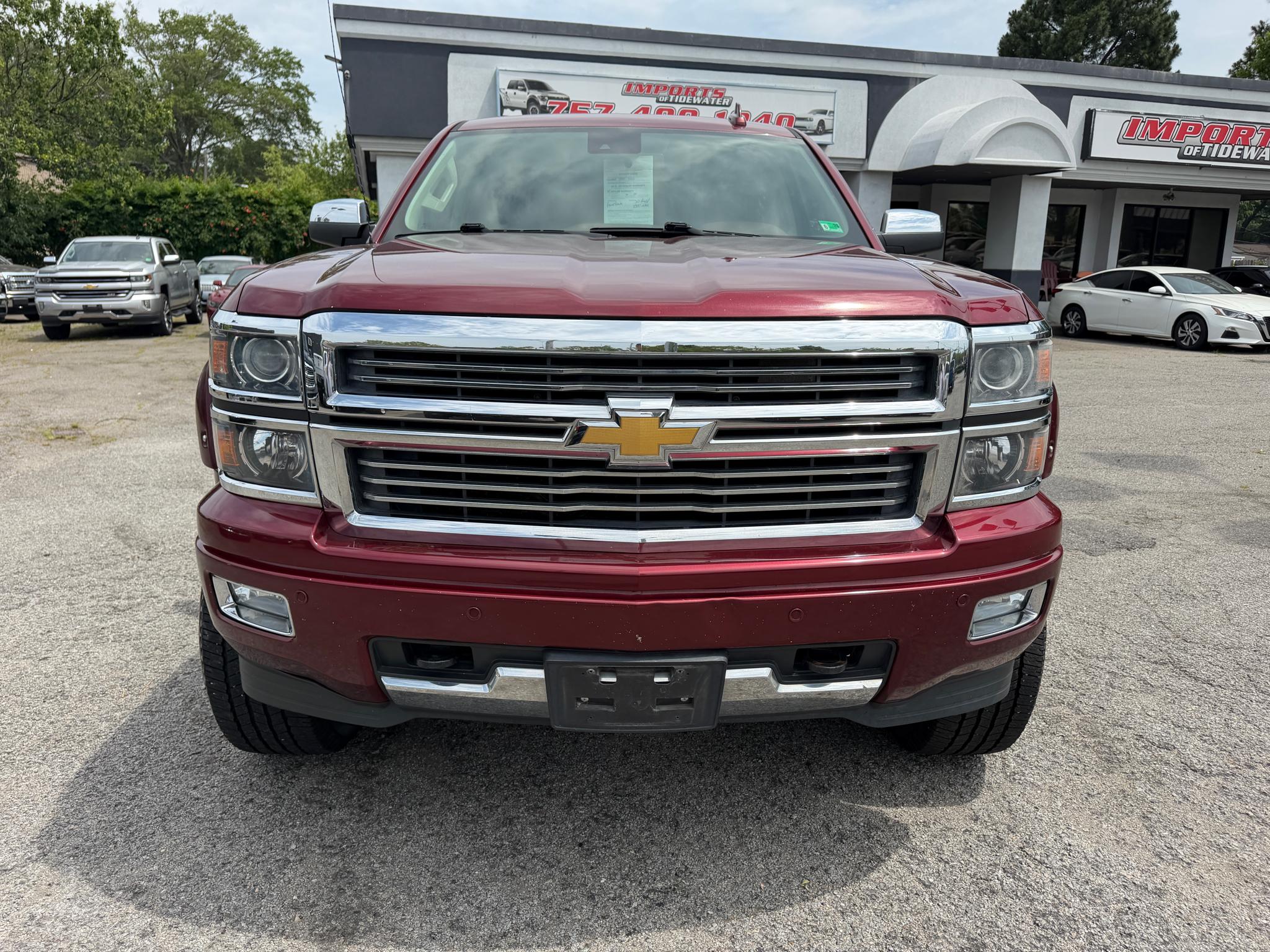 Chevrolet Silverado 1500 4WD Crew Cab 143.5" High Country 2015