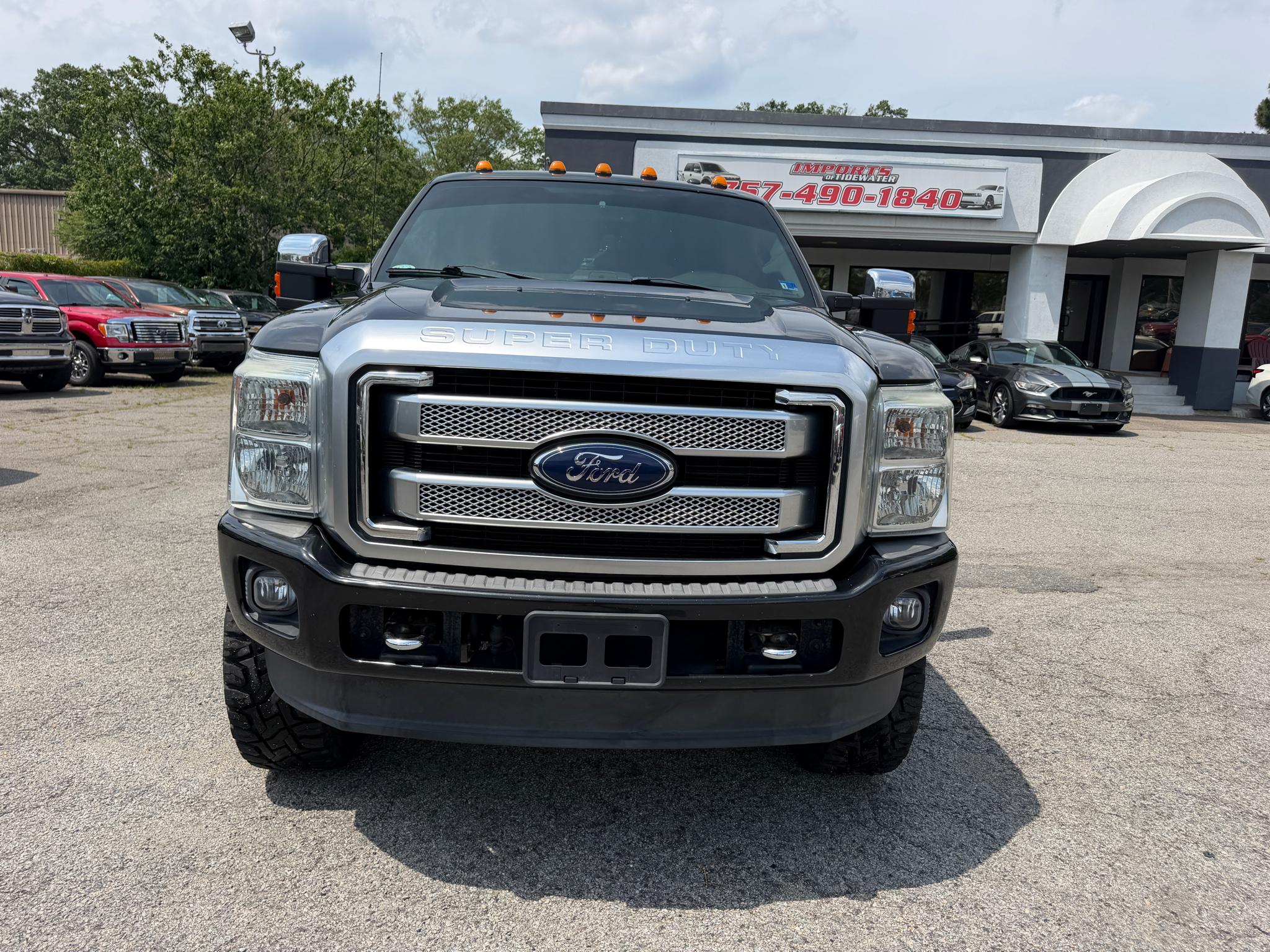 Ford Super Duty F-350 DRW 4WD Crew Cab 172" Platinum 2015