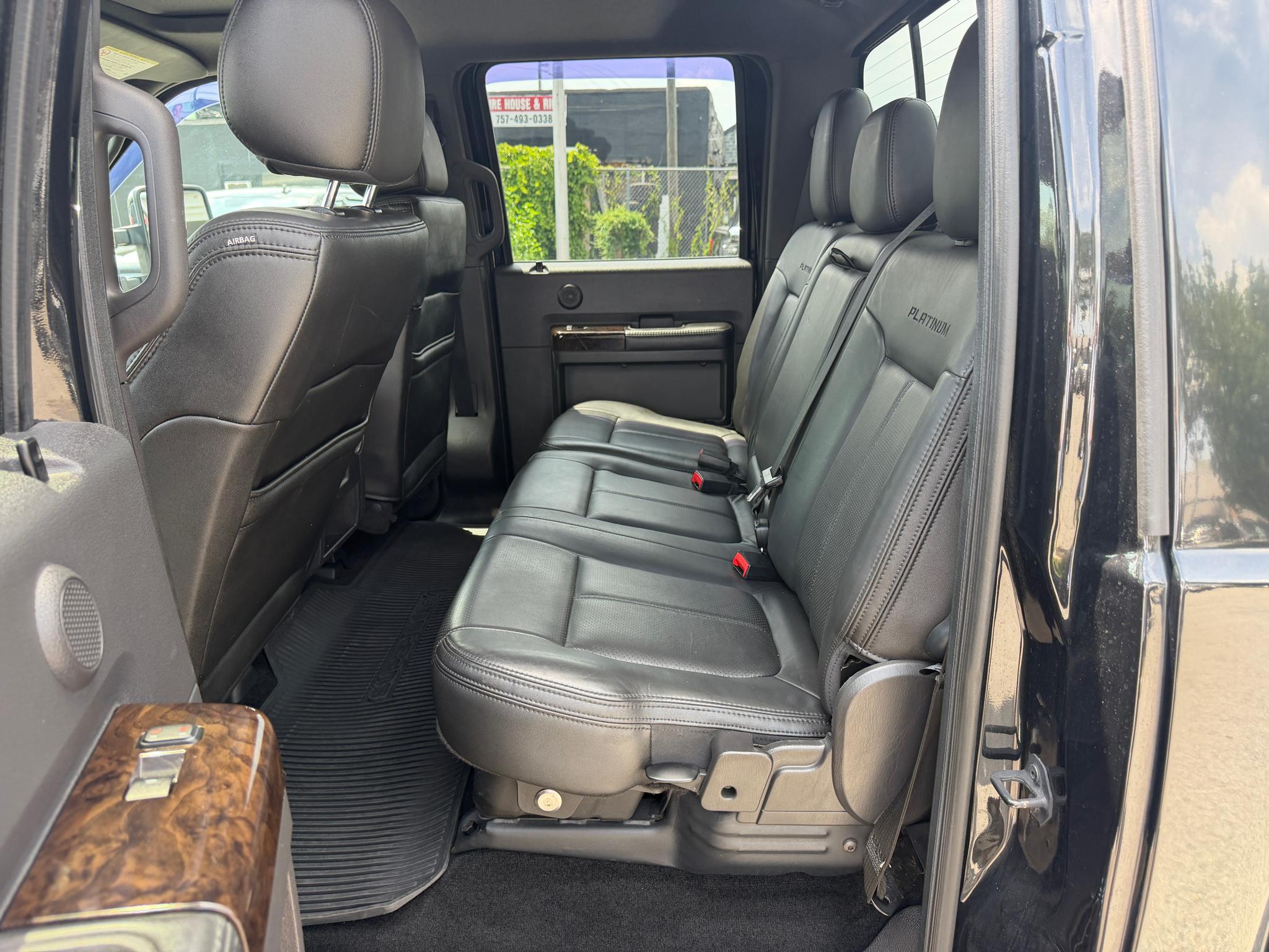 Ford Super Duty F-250 SRW 4WD Crew Cab 156" Platinum 2013