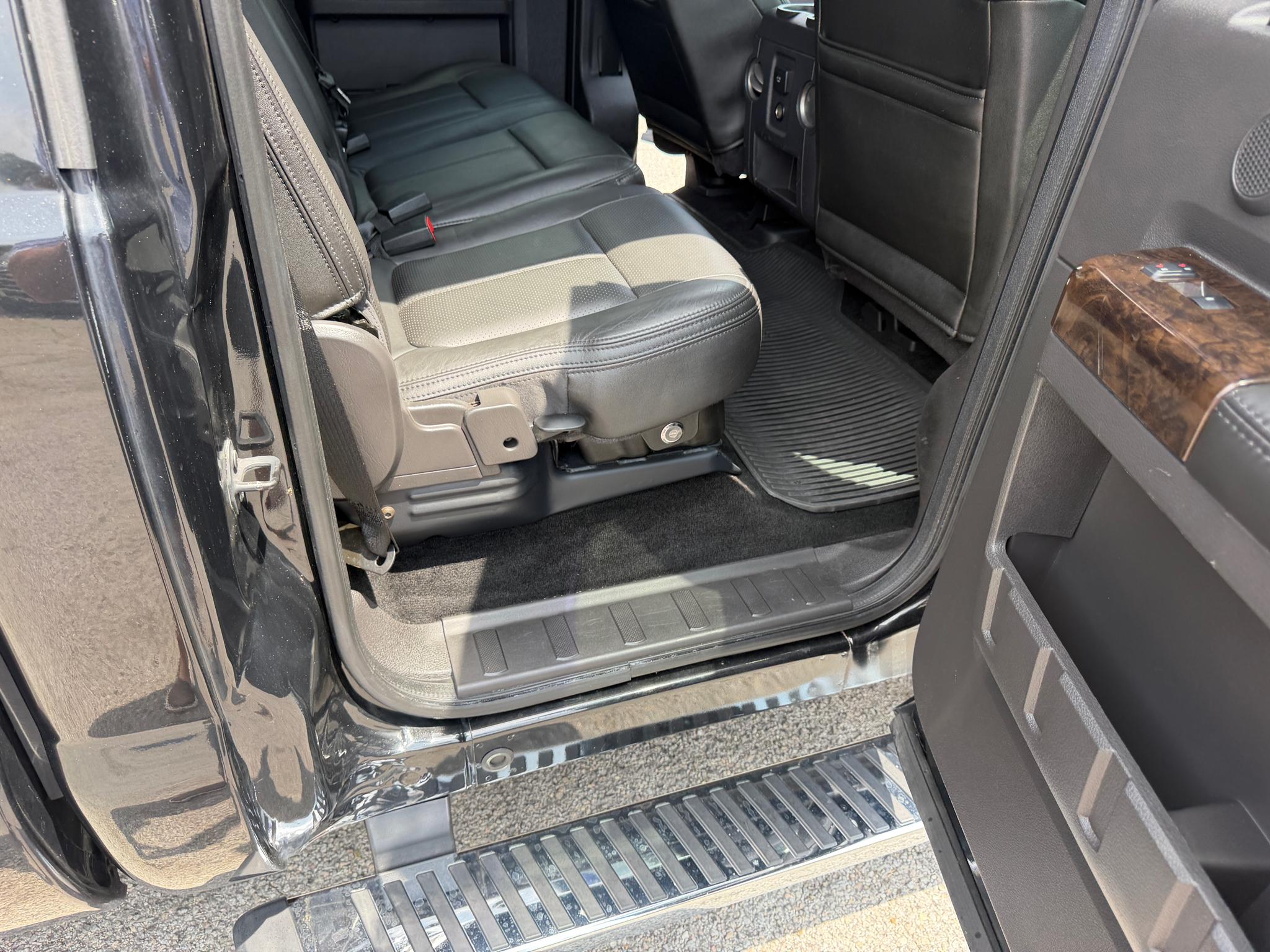Ford Super Duty F-250 SRW 4WD Crew Cab 156" Platinum 2013