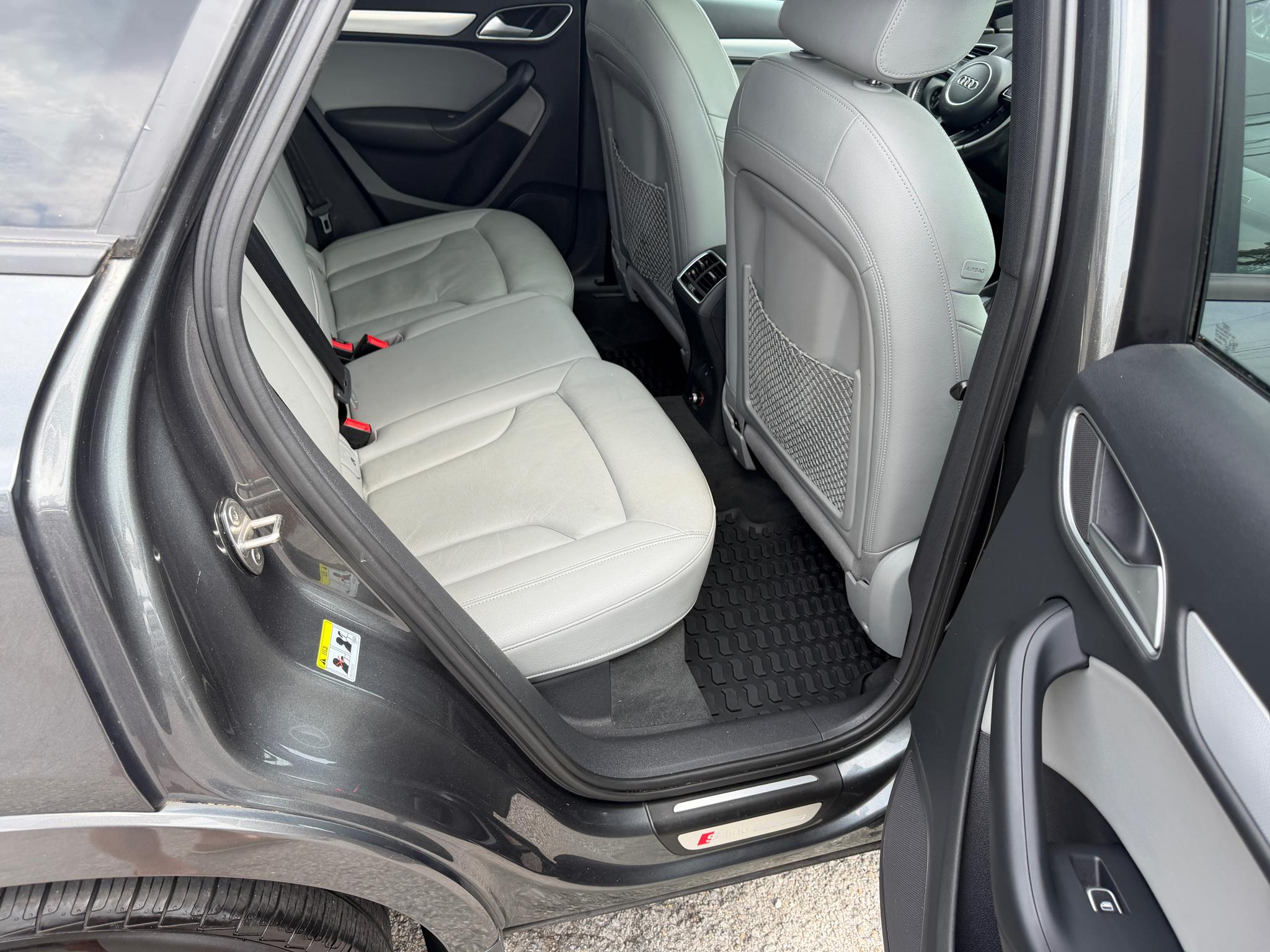 Audi Q3 2.0 TFSI Sport Premium quattro AWD 2018