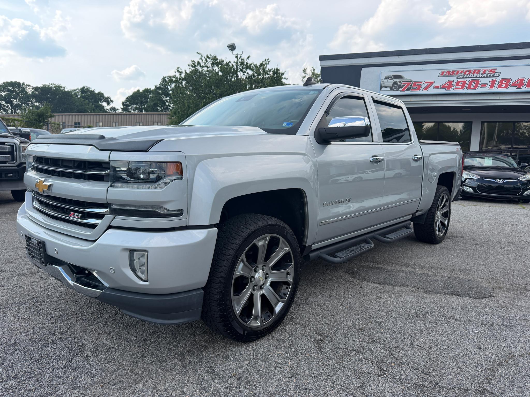 Chevrolet Silverado 1500 4WD Crew Cab 143.5" LTZ w/2LZ 2017