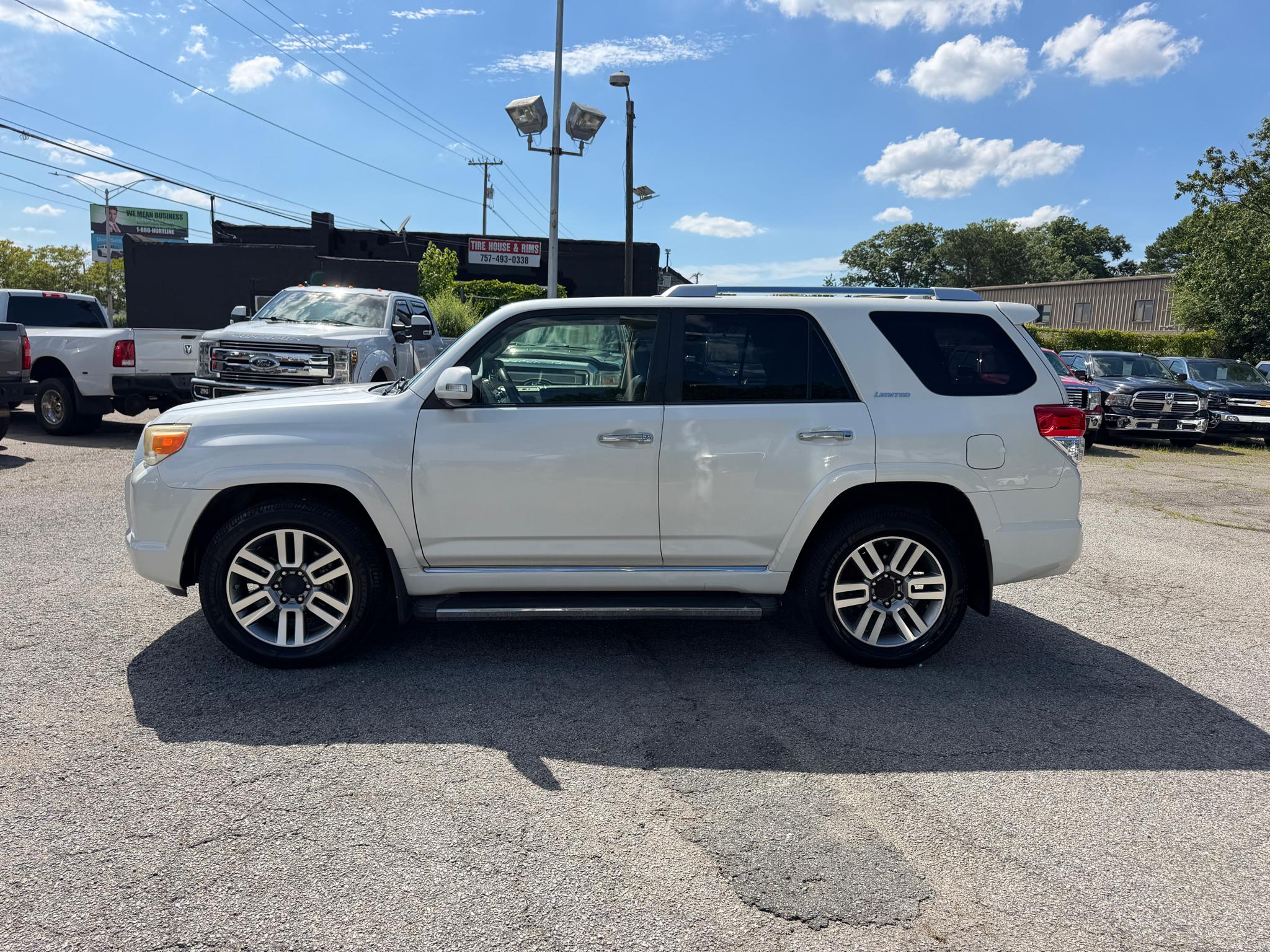 Toyota 4Runner 4WD 4dr V6 Limited (Natl) 2012