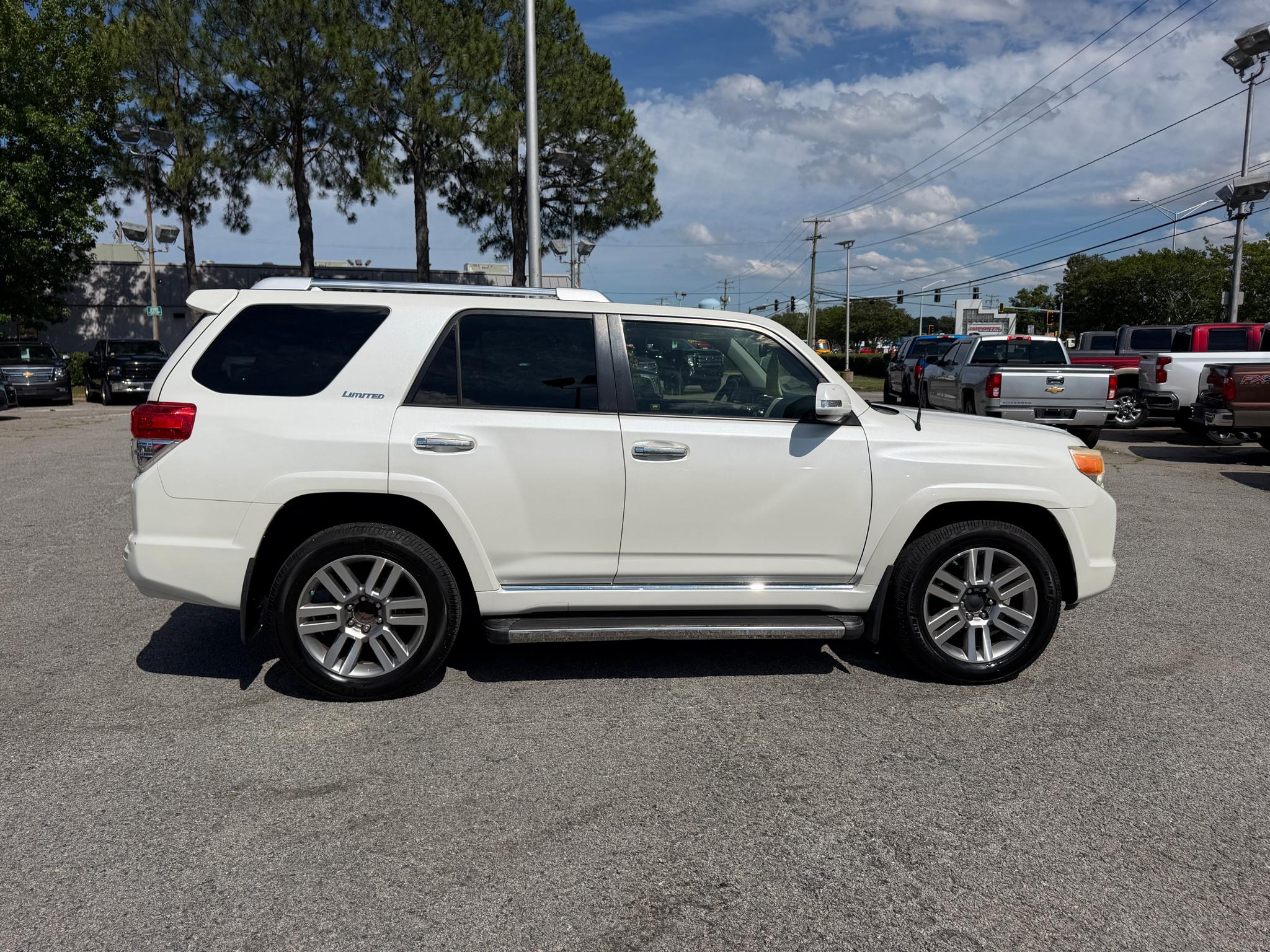 Toyota 4Runner 4WD 4dr V6 Limited (Natl) 2012