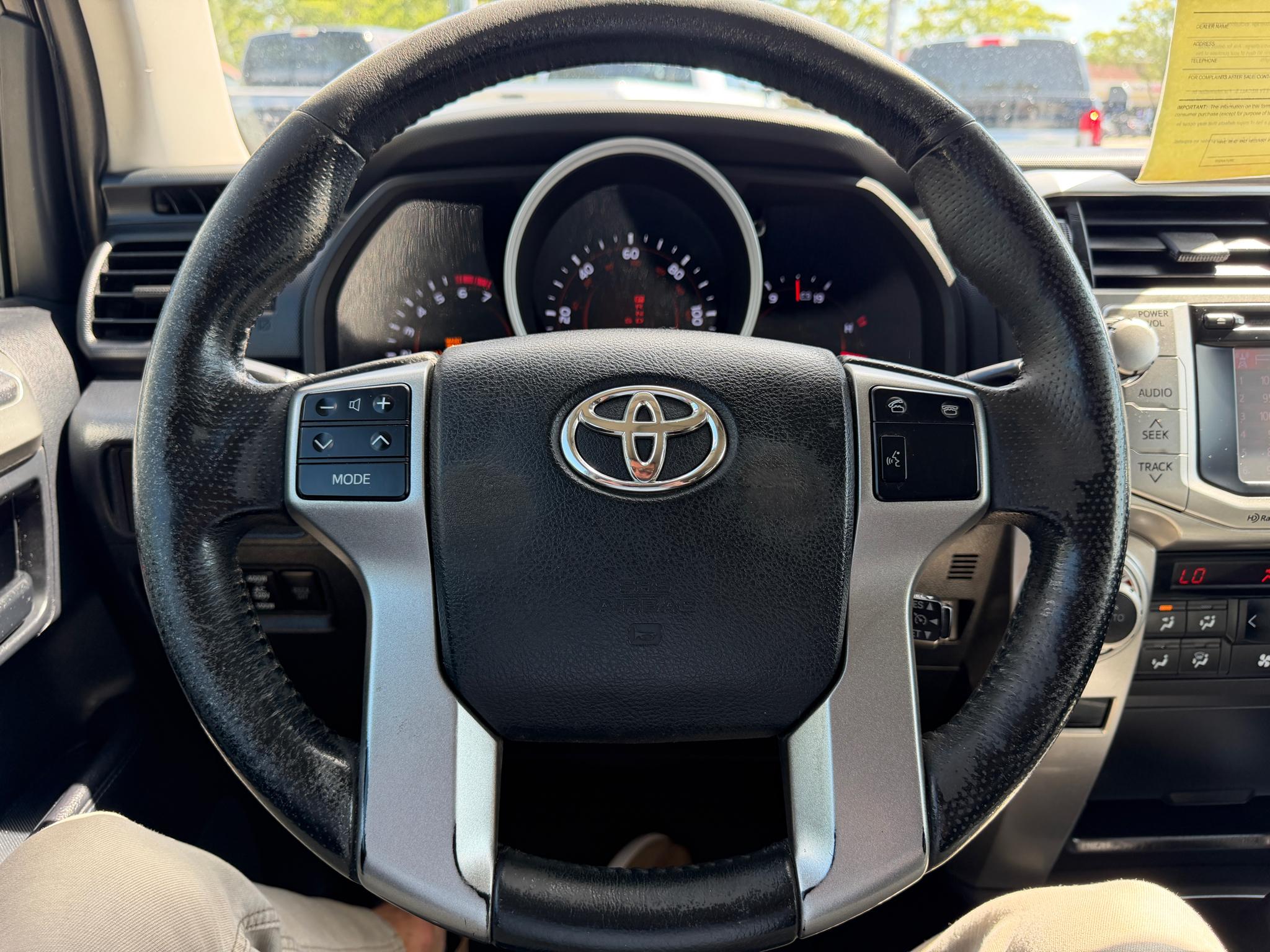 Toyota 4Runner 4WD 4dr V6 Limited (Natl) 2012