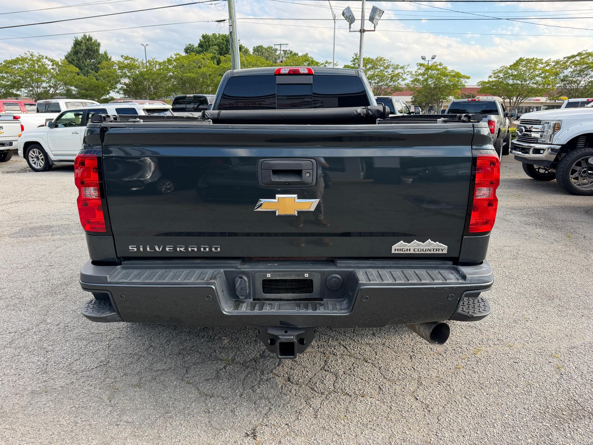 Chevrolet Silverado 3500HD 4WD Crew Cab 167.7" High Country 2018