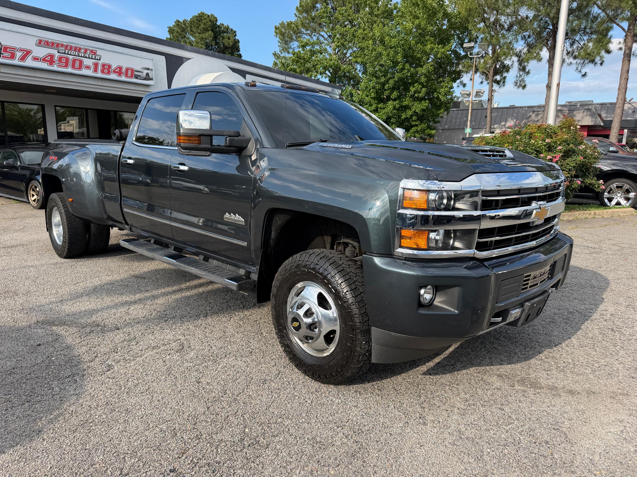 Chevrolet Silverado 3500HD 4WD Crew Cab 167.7" High Country 2018