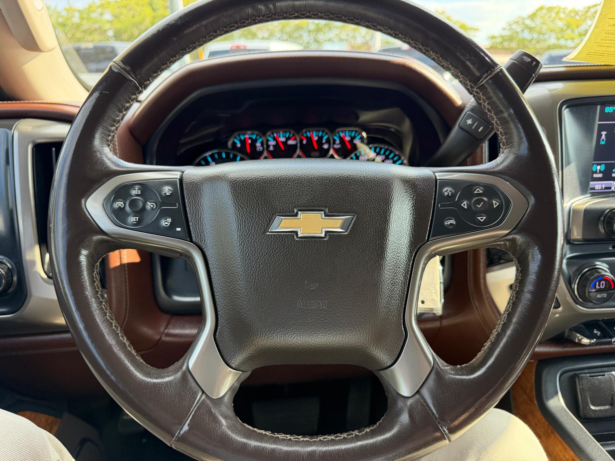 Chevrolet Silverado 3500HD 4WD Crew Cab 167.7" High Country 2018