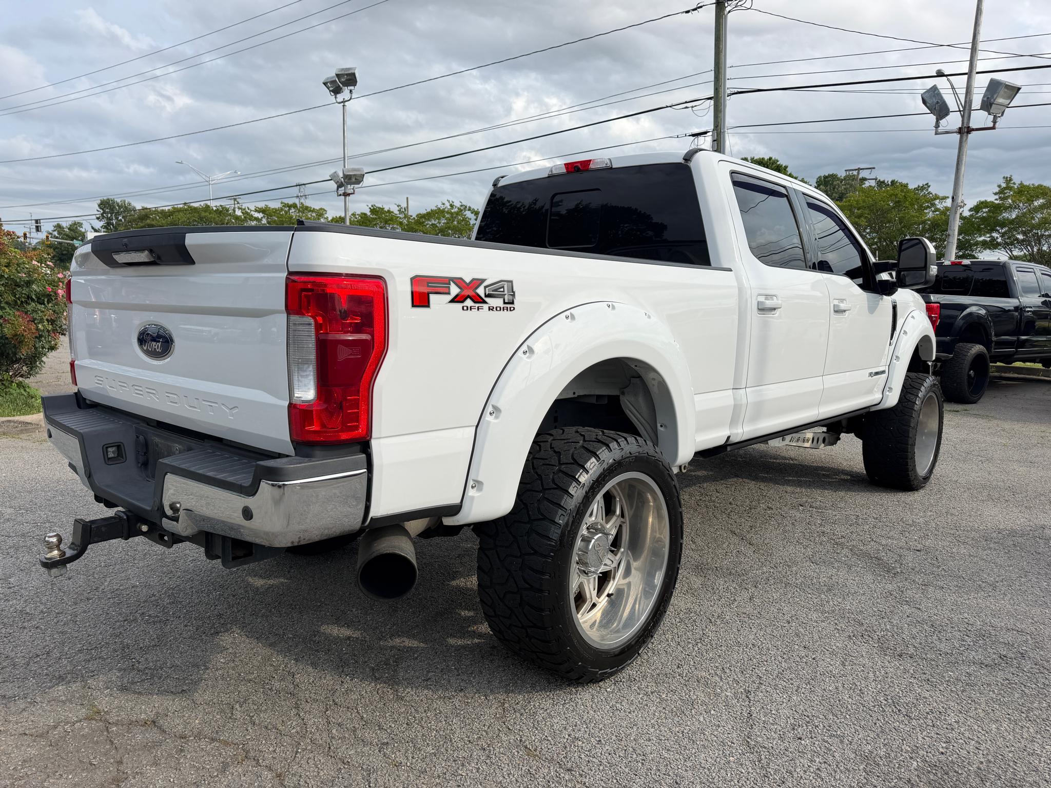 Ford Super Duty F-250 SRW Lariat 4WD Crew Cab 6.75' Box 2019