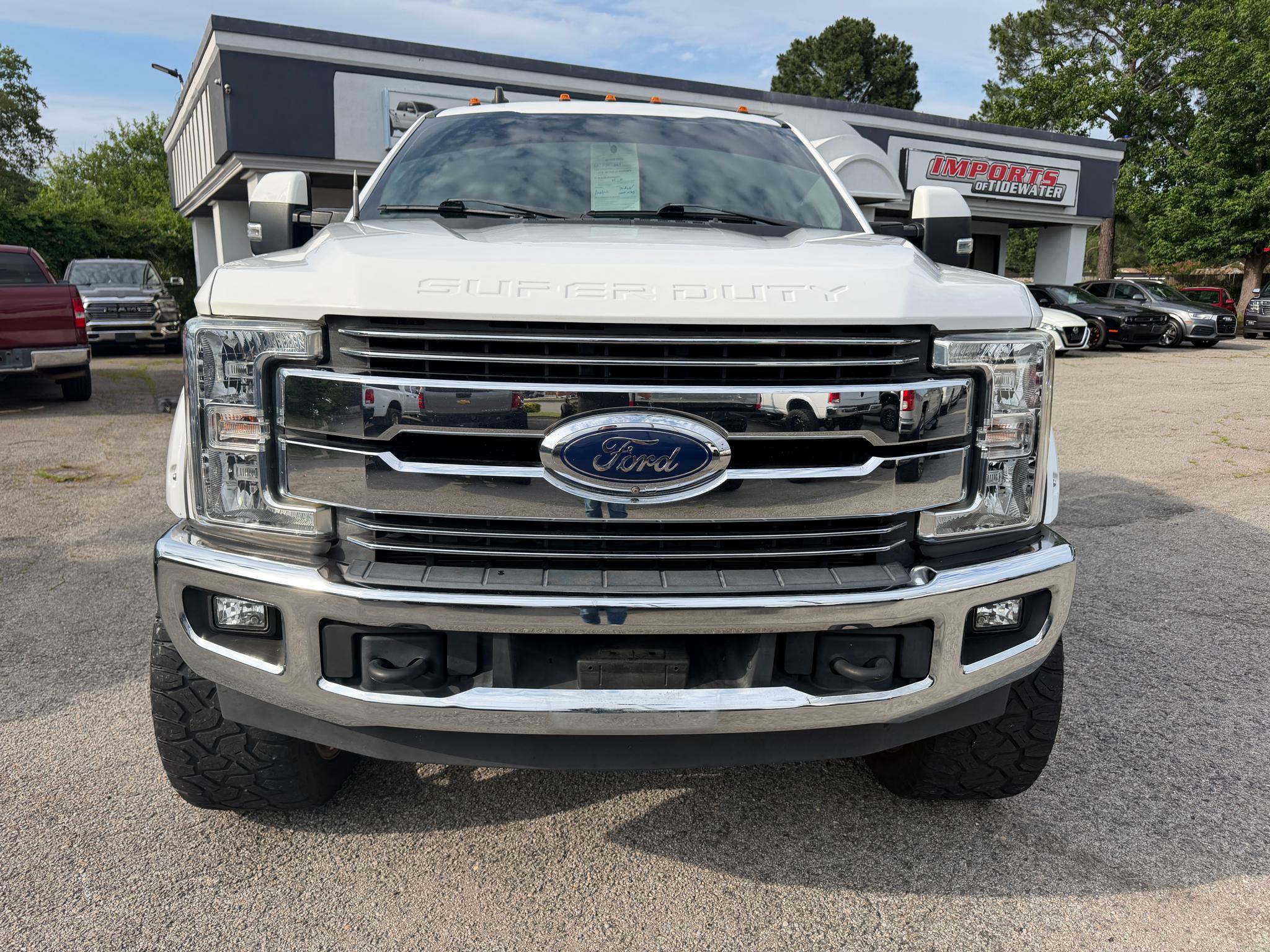 Ford Super Duty F-250 SRW Lariat 4WD Crew Cab 6.75' Box 2019