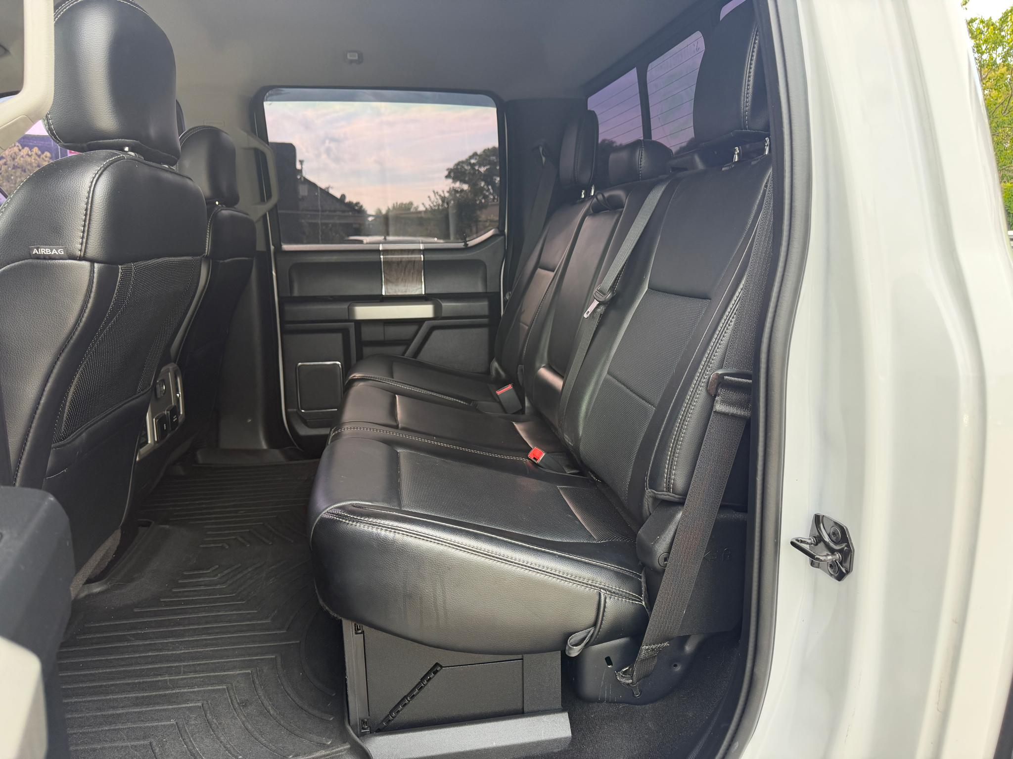 Ford Super Duty F-250 SRW Lariat 4WD Crew Cab 6.75' Box 2019