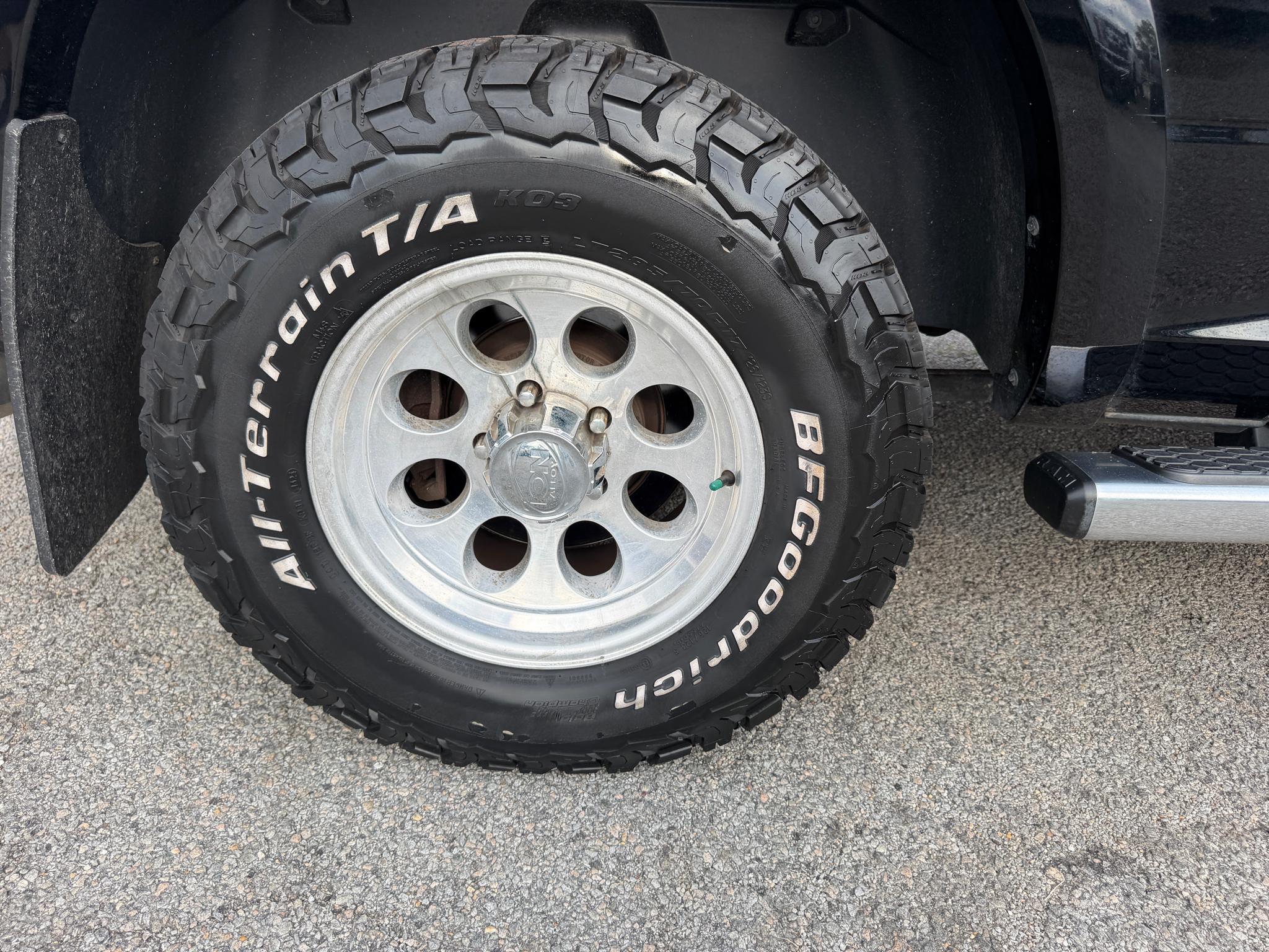 RAM 1500 4WD Crew Cab 140.5" Outdoorsman 2014