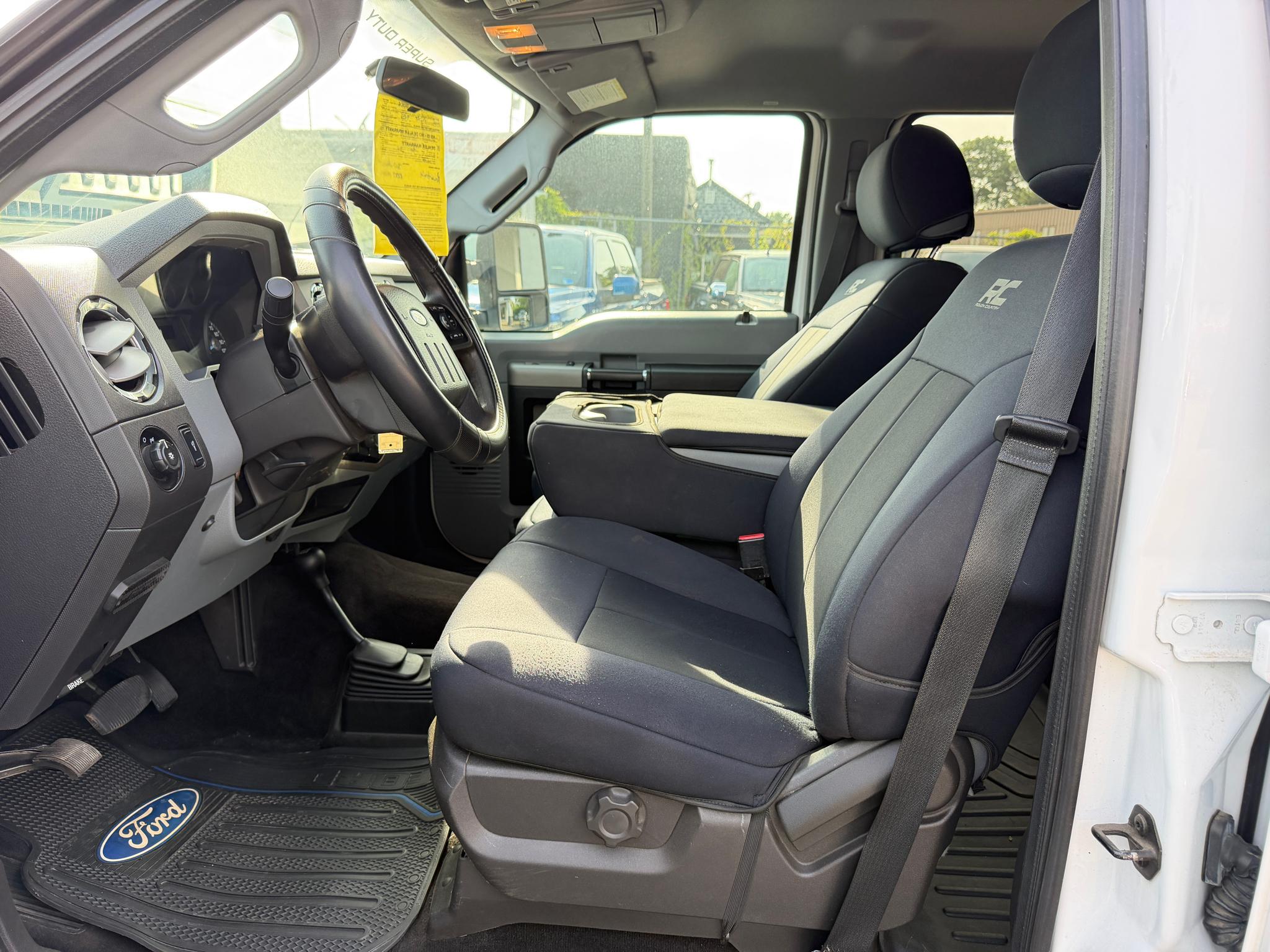 Ford Super Duty F-250 SRW 4WD Crew Cab 156" XLT 2016