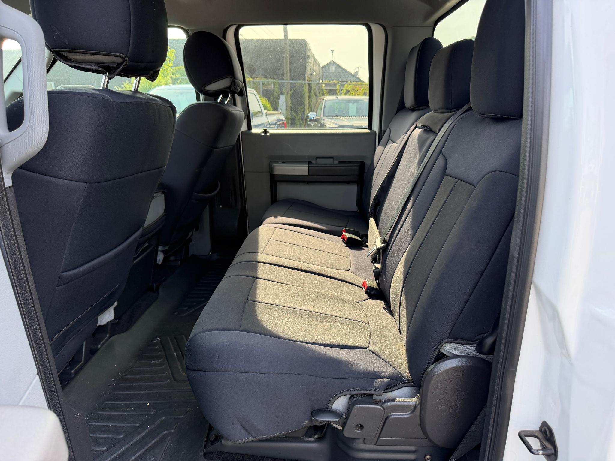 Ford Super Duty F-250 SRW 4WD Crew Cab 156" XLT 2016