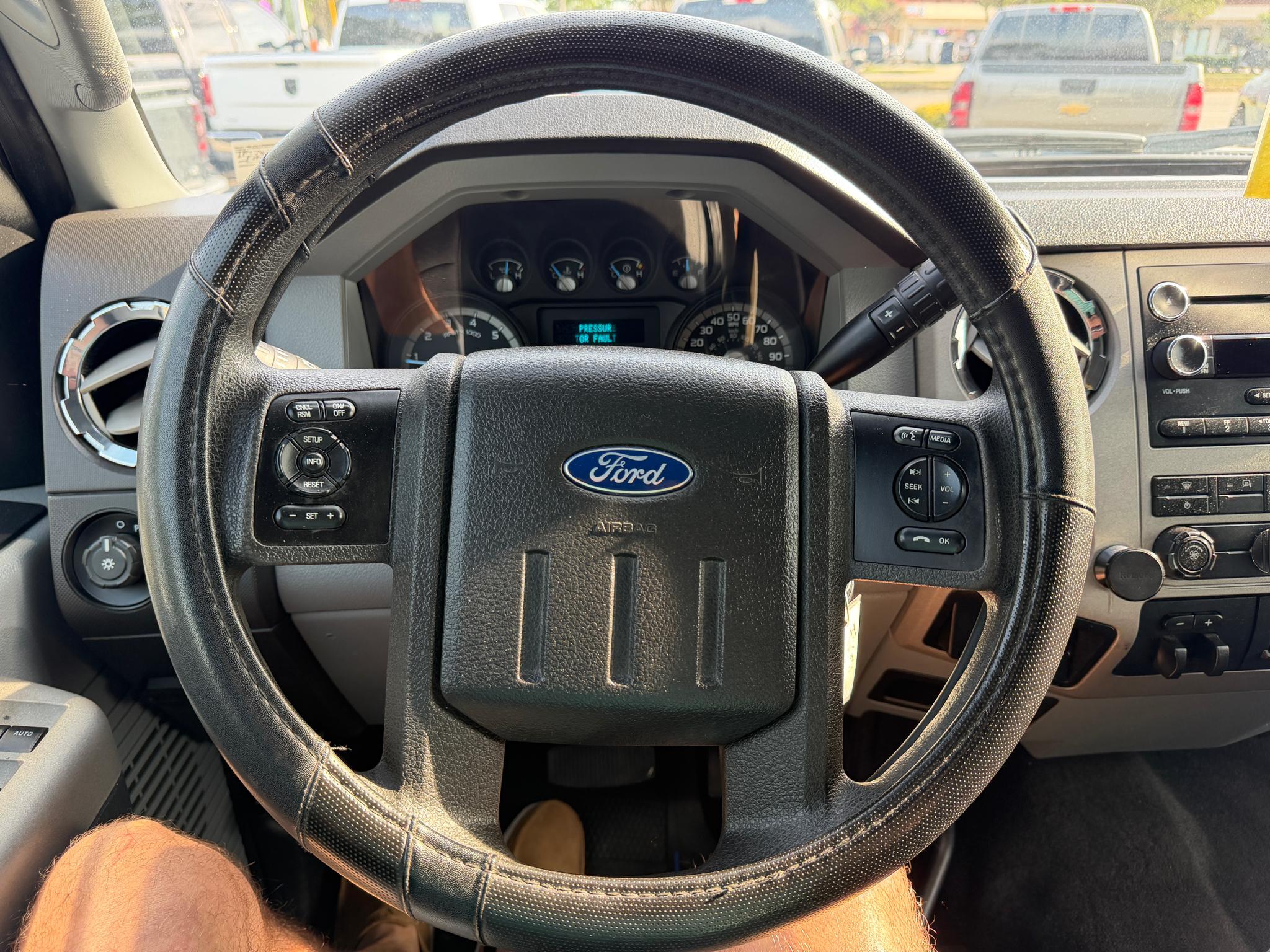 Ford Super Duty F-250 SRW 4WD Crew Cab 156" XLT 2016