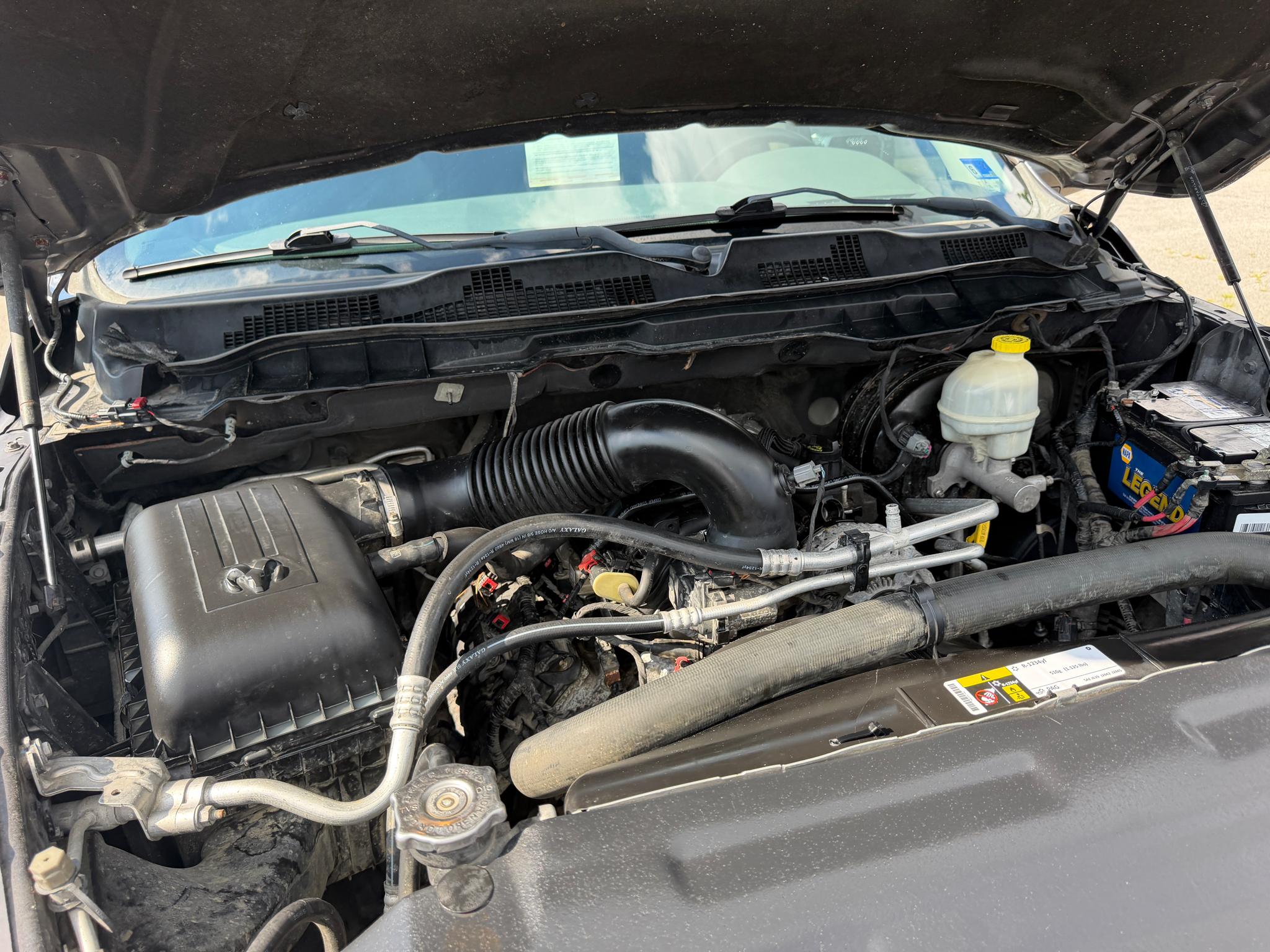 RAM 1500 4WD Crew Cab 149" Lone Star 2016