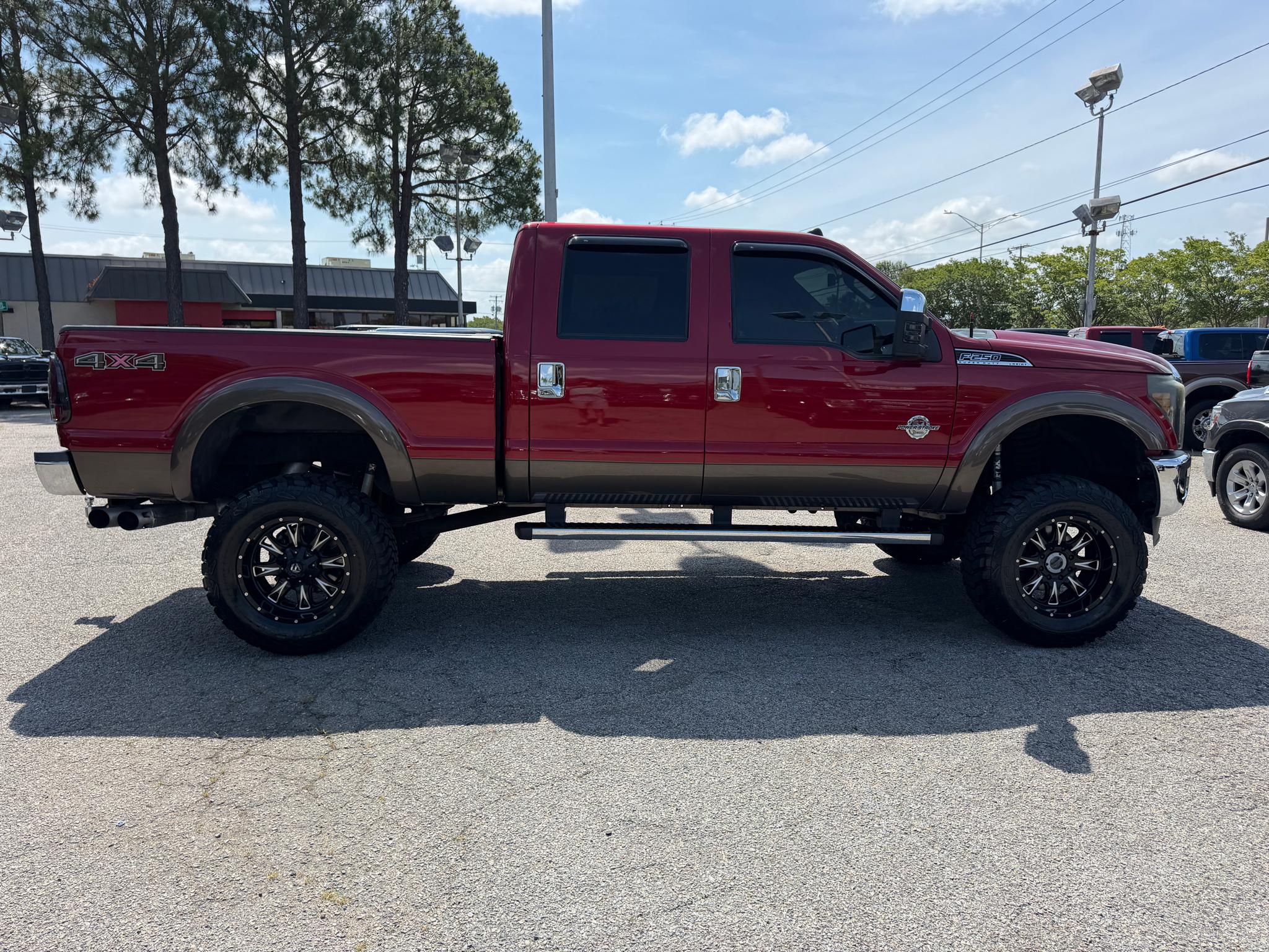 Ford Super Duty F-250 SRW 4WD Crew Cab 156" Lariat 2016