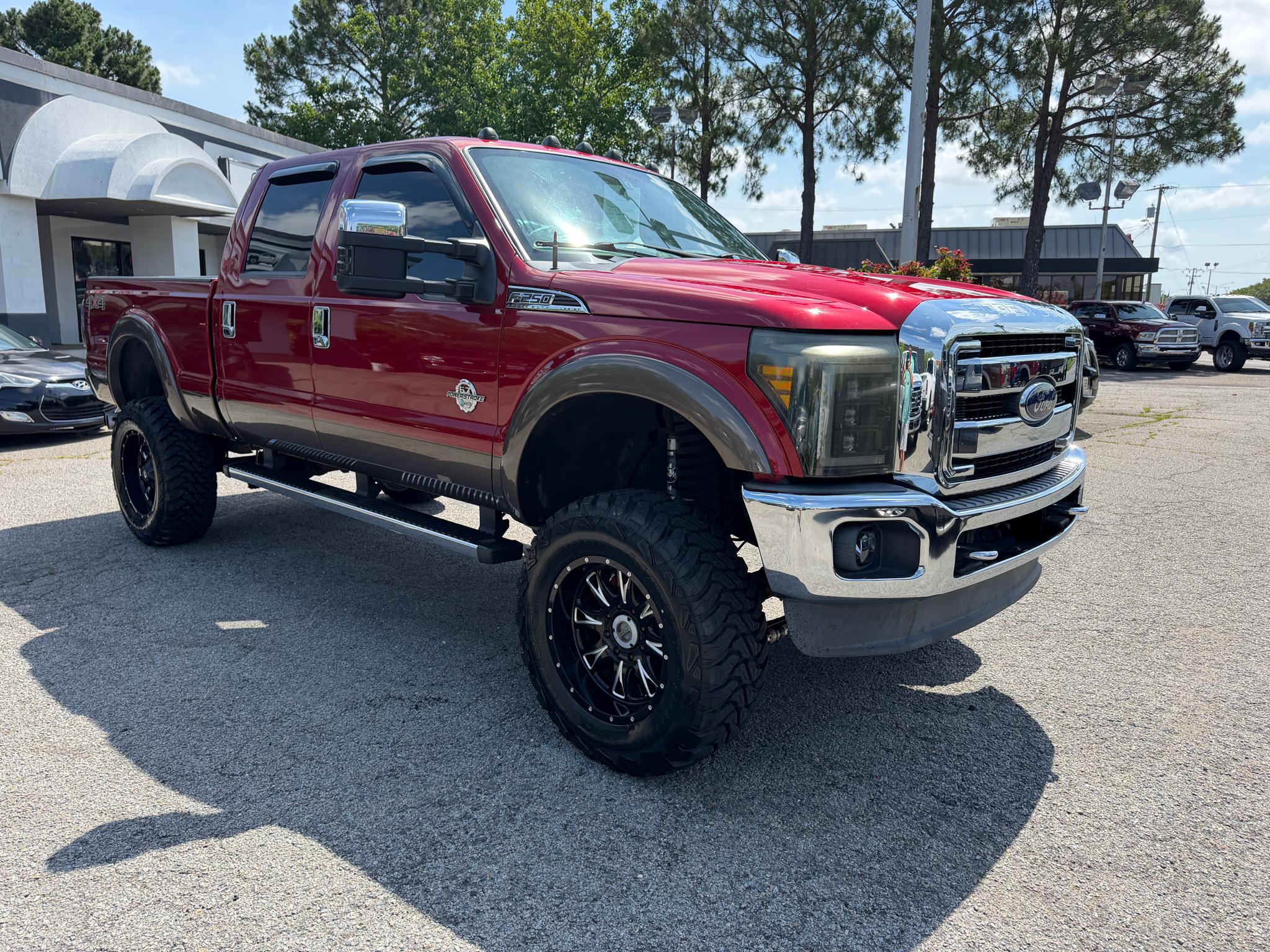 Ford Super Duty F-250 SRW 4WD Crew Cab 156" Lariat 2016