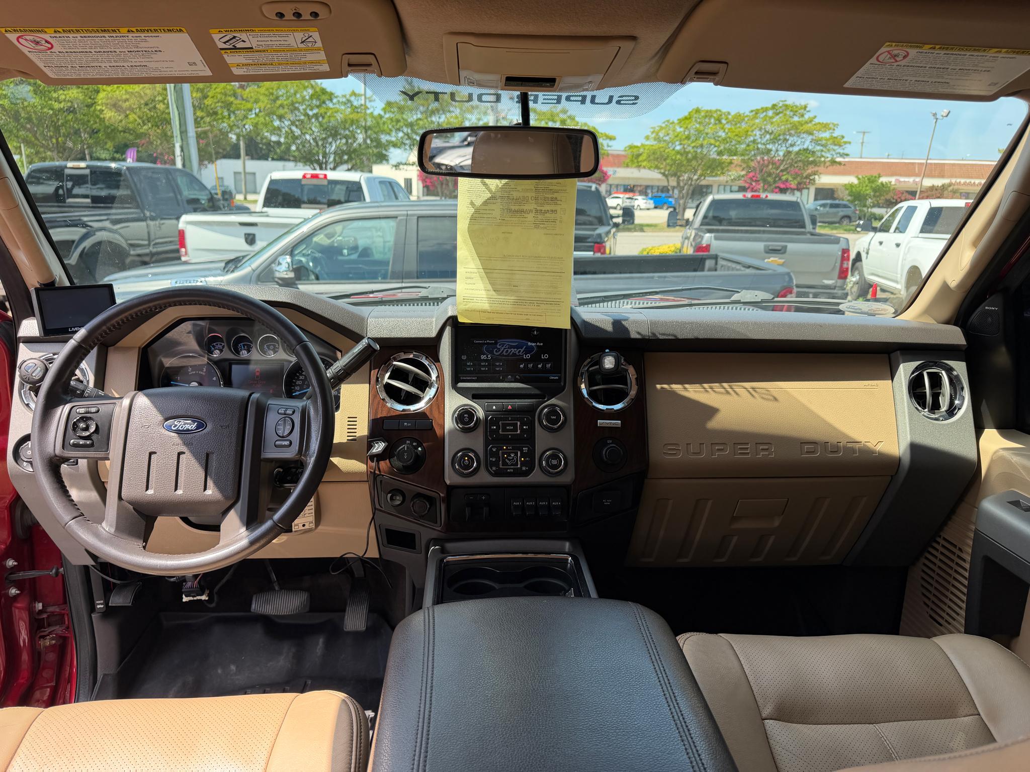 Ford Super Duty F-250 SRW 4WD Crew Cab 156" Lariat 2016