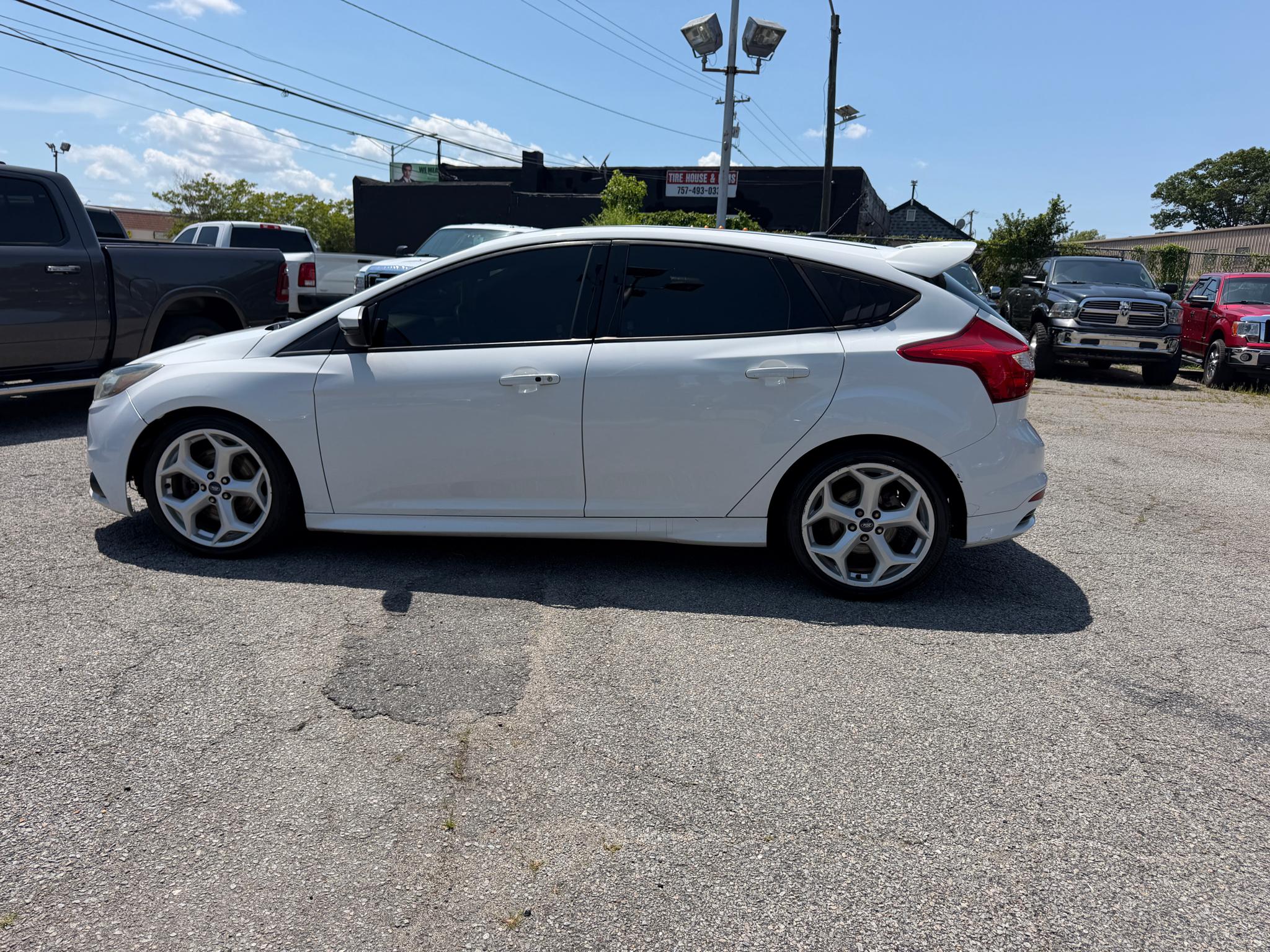 Ford Focus 5dr HB ST 2014