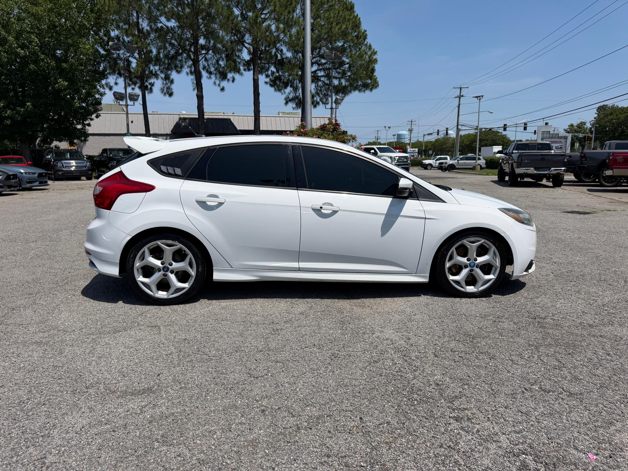 Ford Focus 5dr HB ST 2014