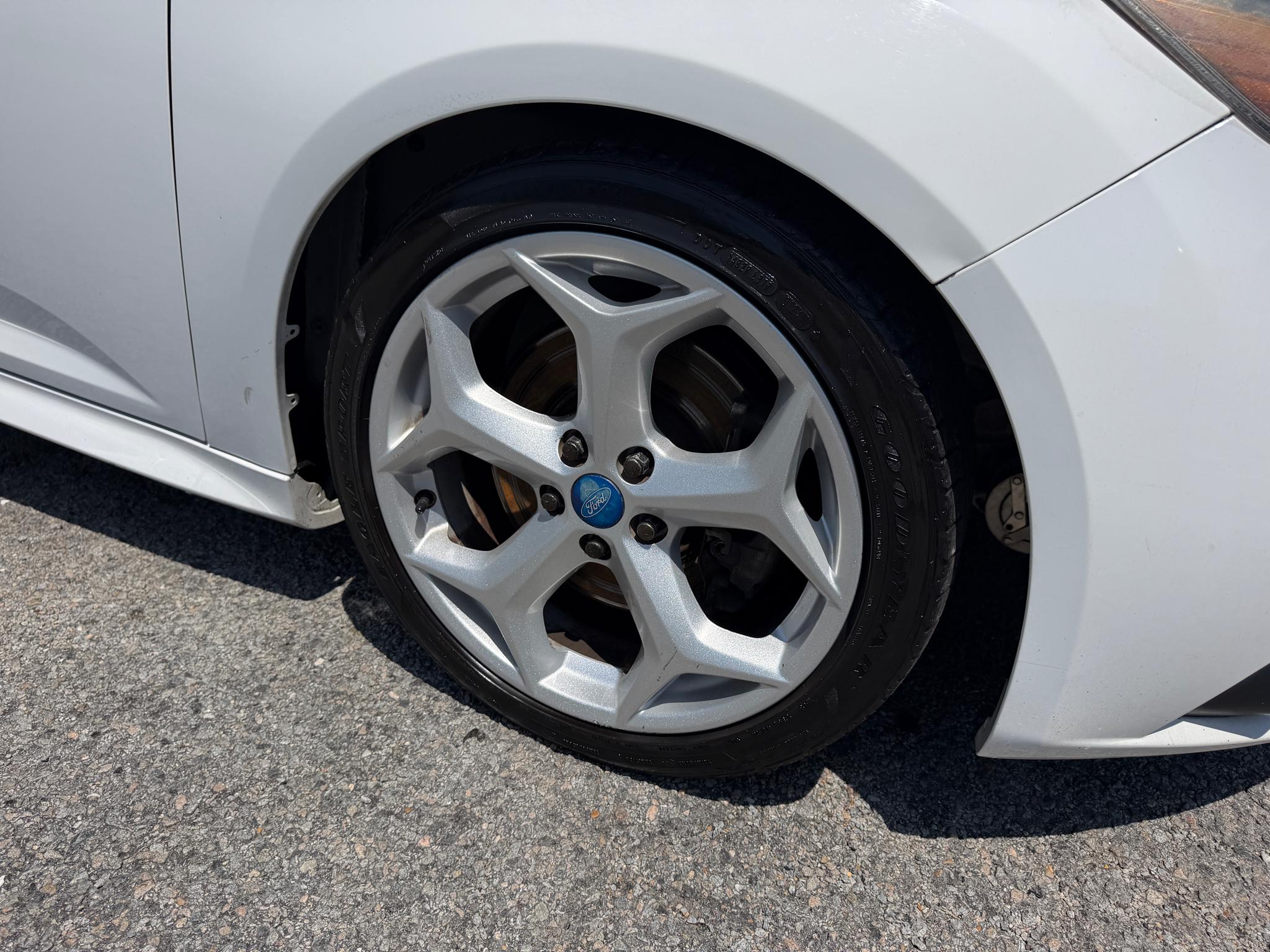 Ford Focus 5dr HB ST 2014